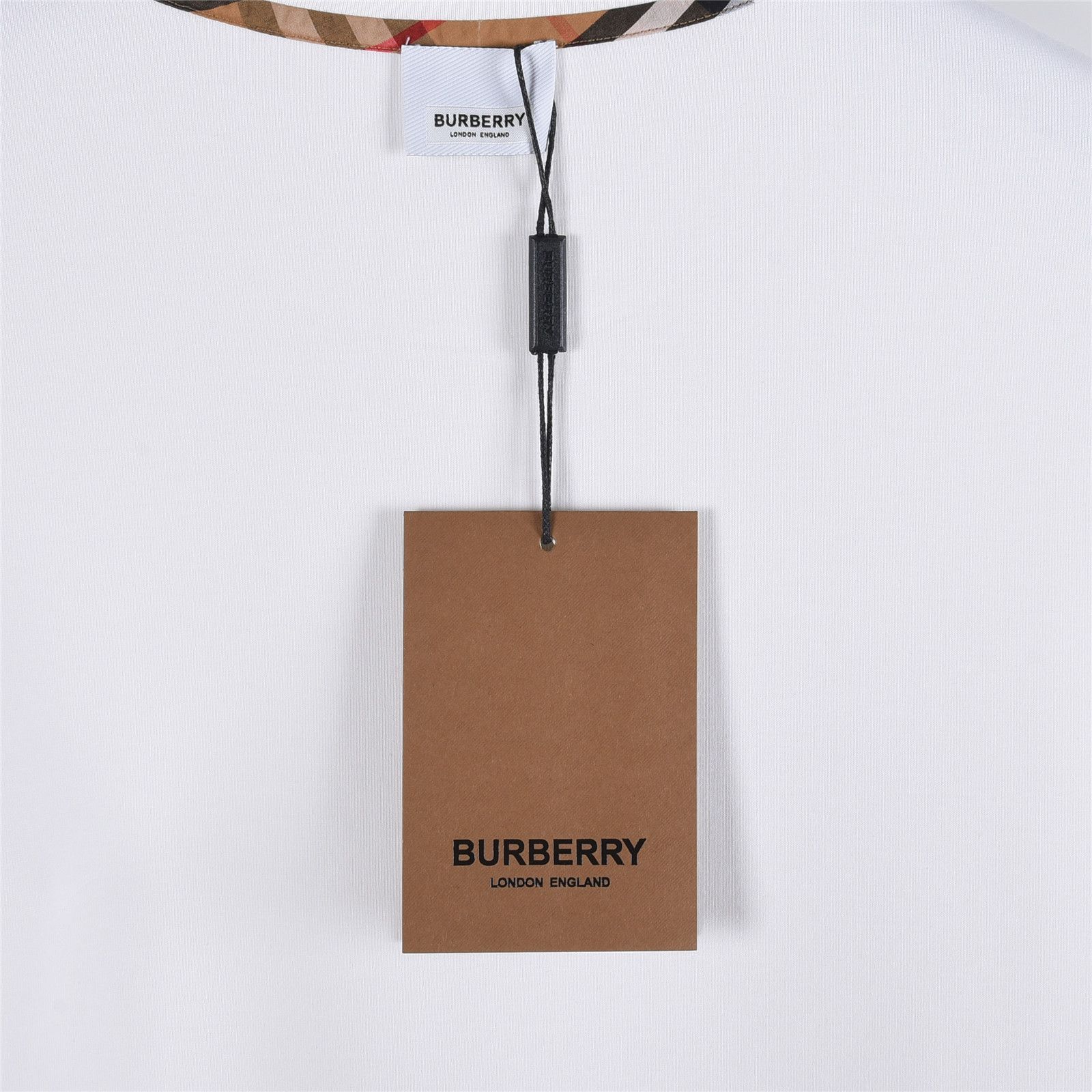 Burberry/巴宝莉 战马刺绣圆领卫衣 Burberry/巴宝莉 战马刺绣圆领卫衣-莆田鞋,莆田鞋货源,高仿鞋,高仿鞋货源,安福档口,莆田高仿鞋,莆田鞋批发,高仿鞋批发,莆田高仿运动鞋,高仿运动鞋,莆田运动鞋 Burberry/巴宝莉 战马刺绣圆领卫衣 Burberry/巴宝莉 战马刺绣圆领卫衣