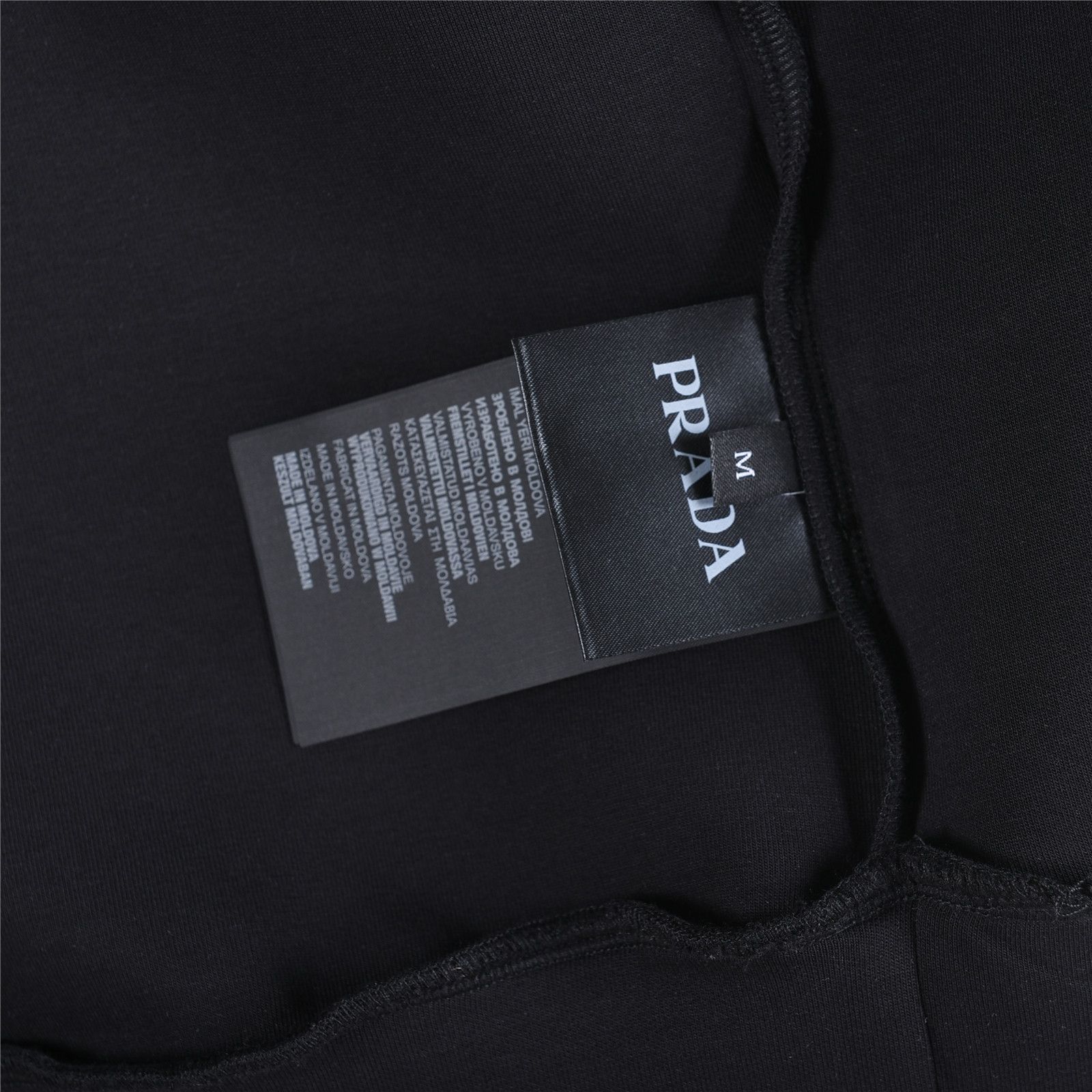 Prada/普拉达 胸口三角标三角标圆领卫衣 Prada/普拉达