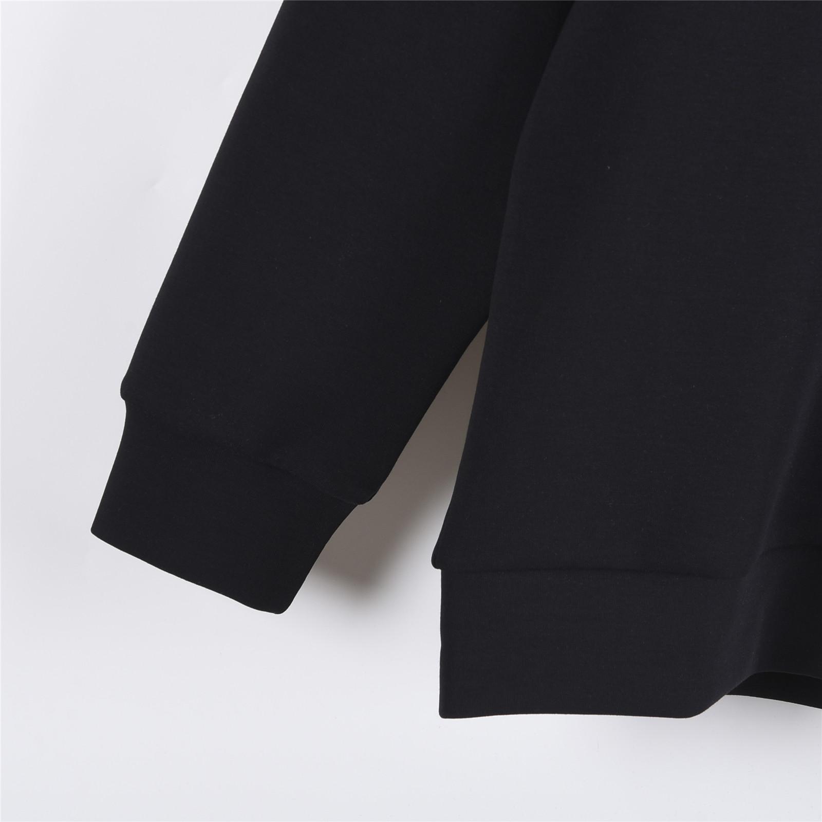 Dior/迪奥 经典CD字母刺绣长袖 Dior/迪奥 经典CD字母刺绣长袖