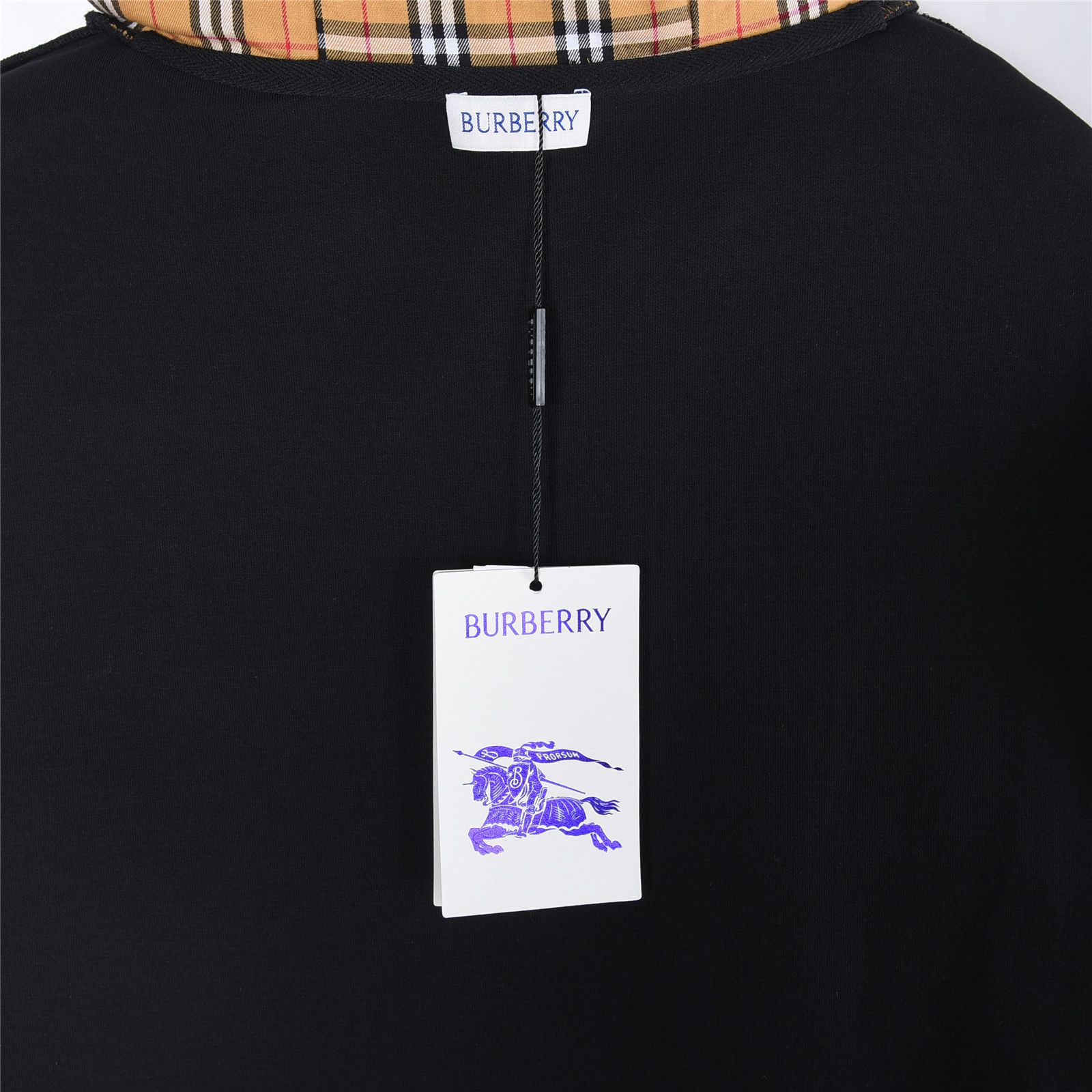 Burberry/巴宝莉 胸前刺绣字母连帽卫衣 Burberry/巴宝莉白色 黑色