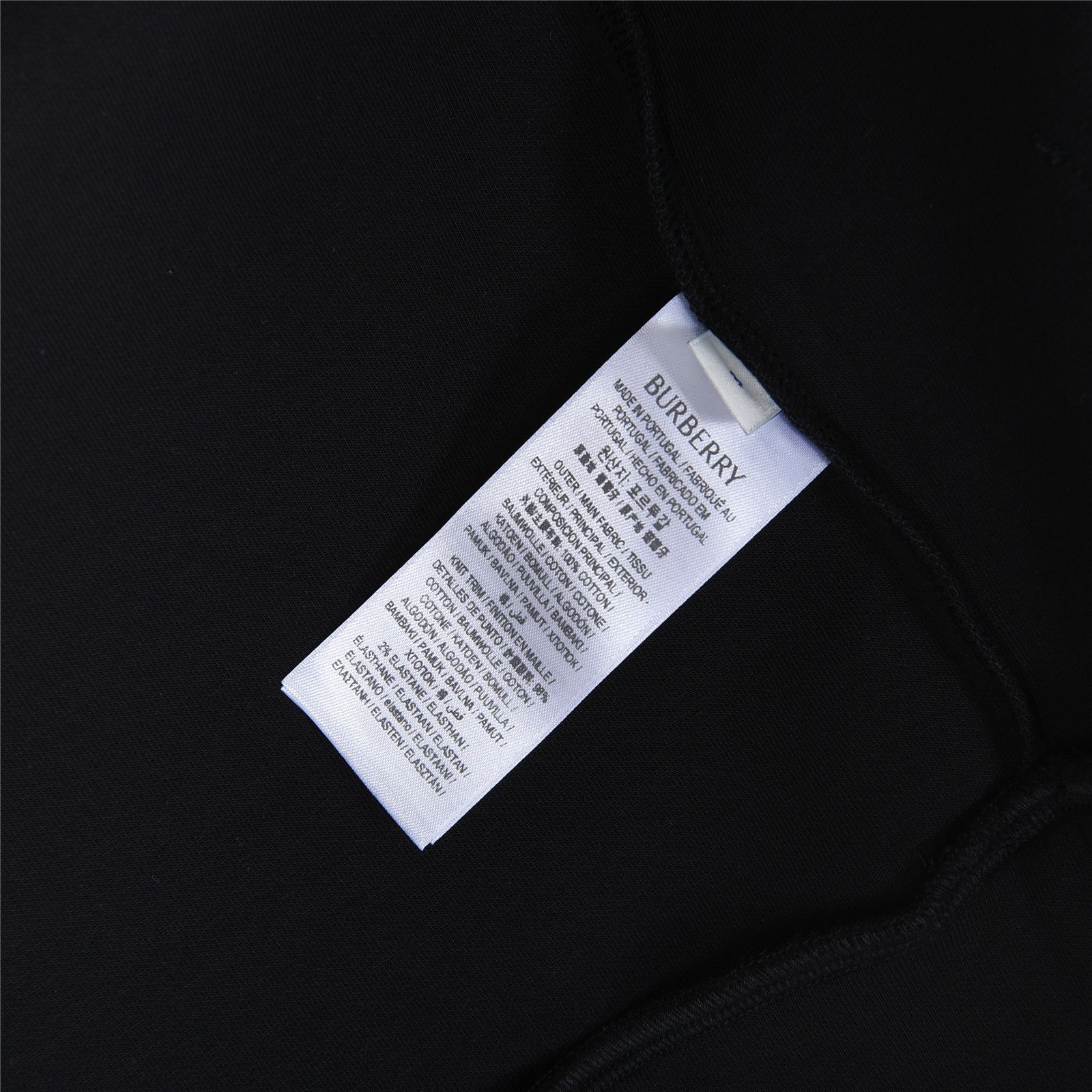 Burberry/巴宝莉 胸前刺绣字母连帽卫衣 Burberry/巴宝莉白色 黑色