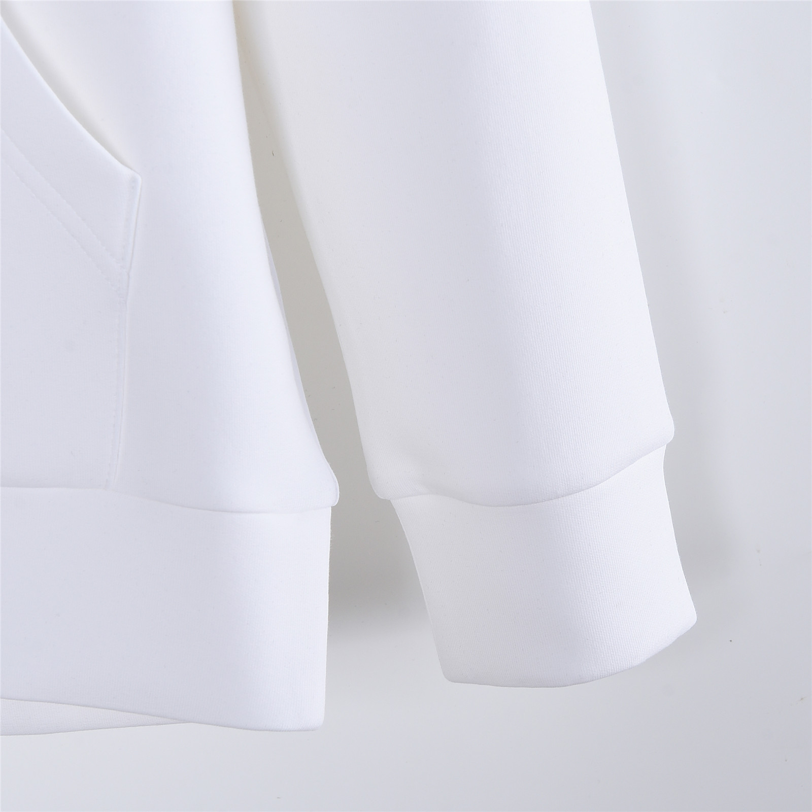 Moncler/蒙口 25ss 胸口刺绣大loqo连帽卫衣 Moncler/蒙口 2025秋冬全新系列单品上线