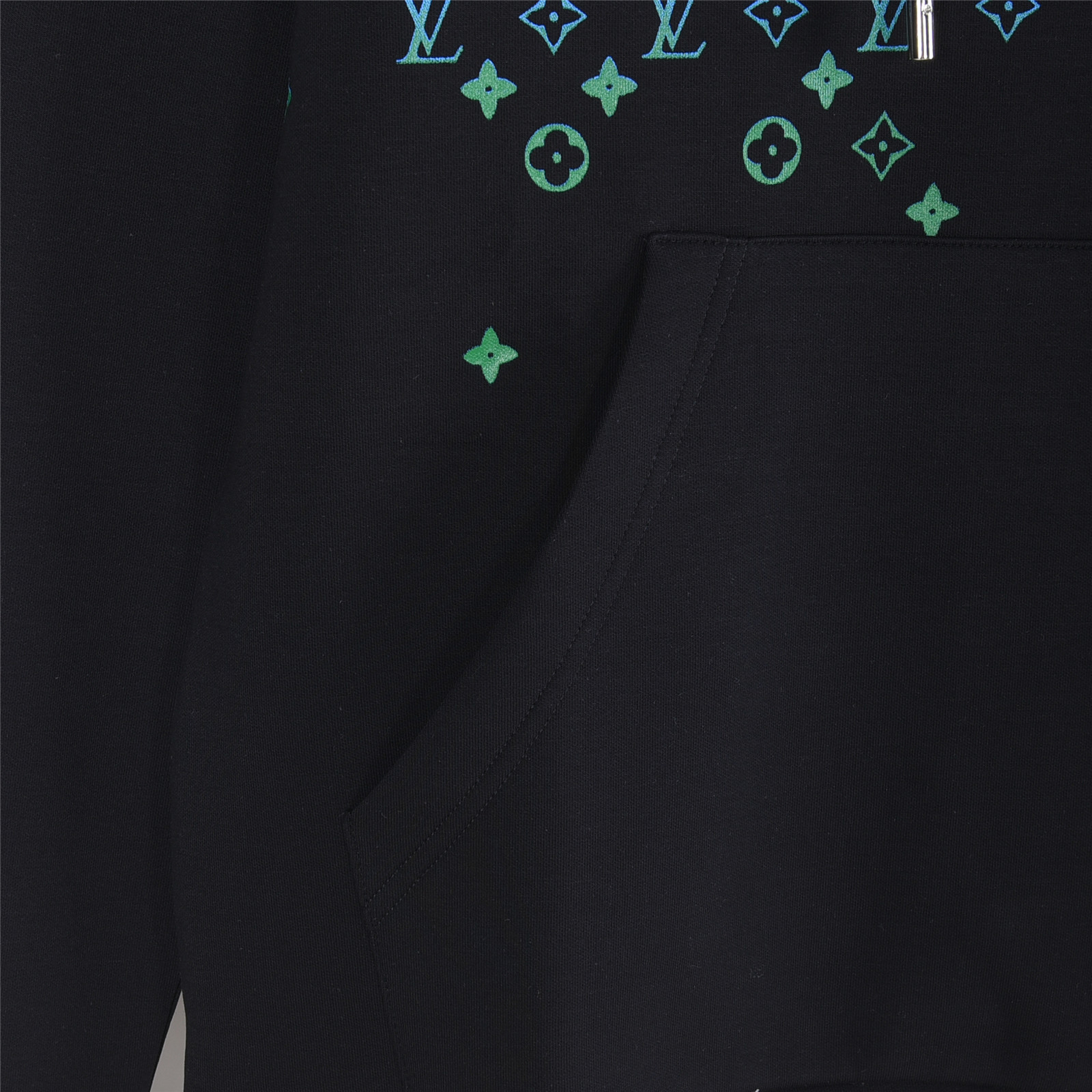 Louis Vuitton/路易威登 25ss胸前渐变印花连帽卫衣白色 黑色