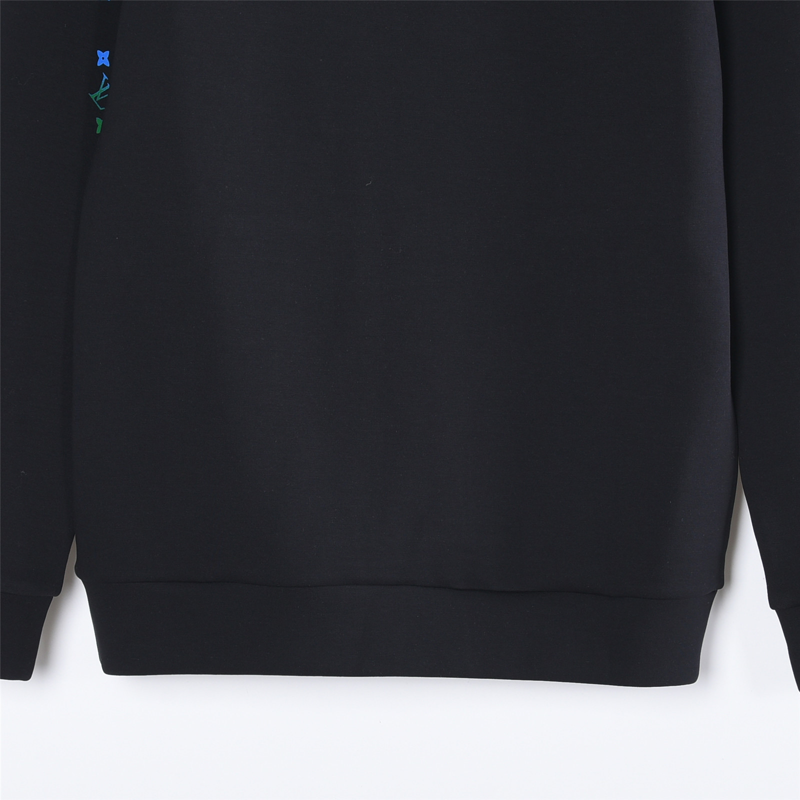 Louis Vuitton/路易威登 25ss胸前渐变印花连帽卫衣白色 黑色