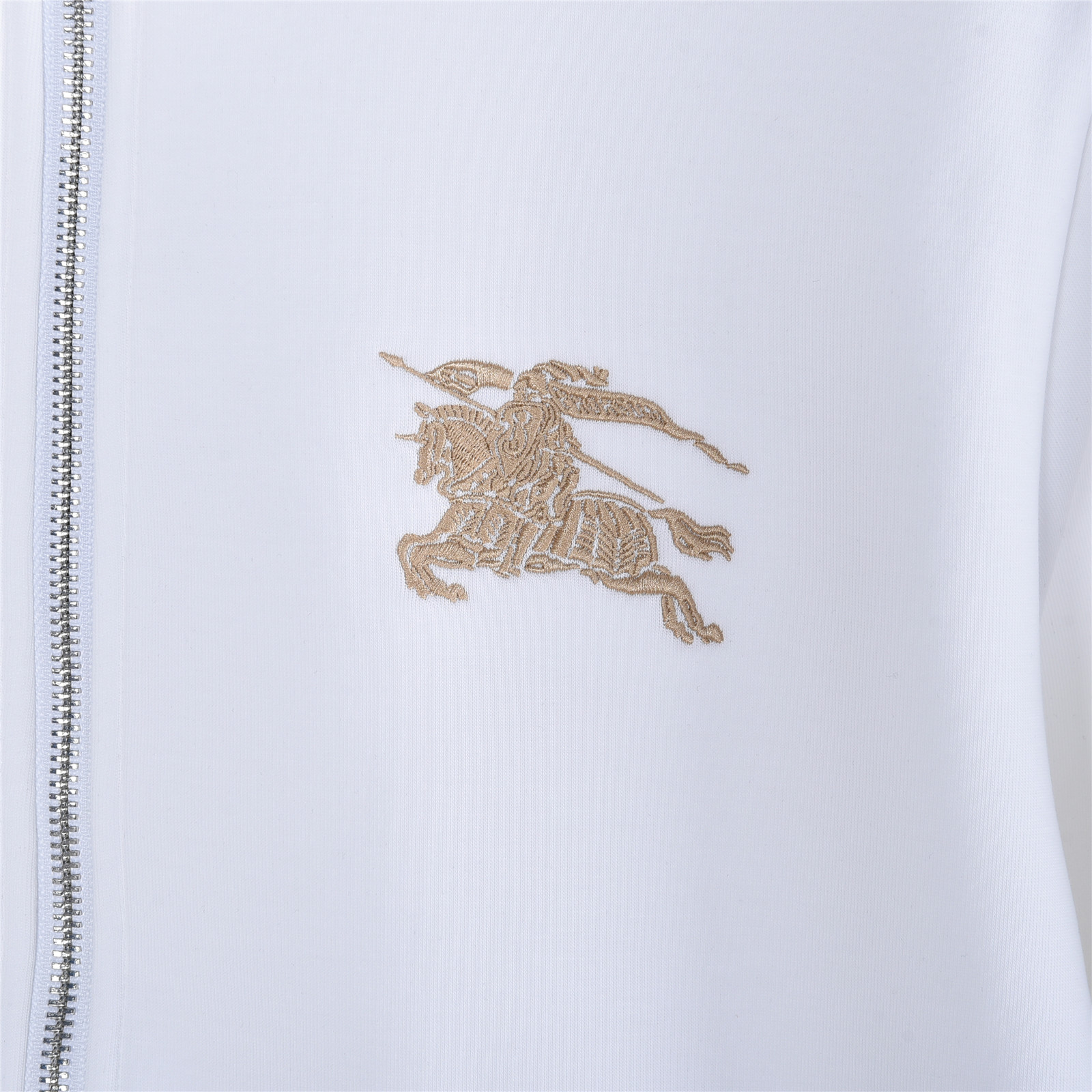 Burberry/巴宝莉 胸口刺绣战马拉链立领外套 Burberry/巴宝莉 2025秋冬最新爆款立领外套