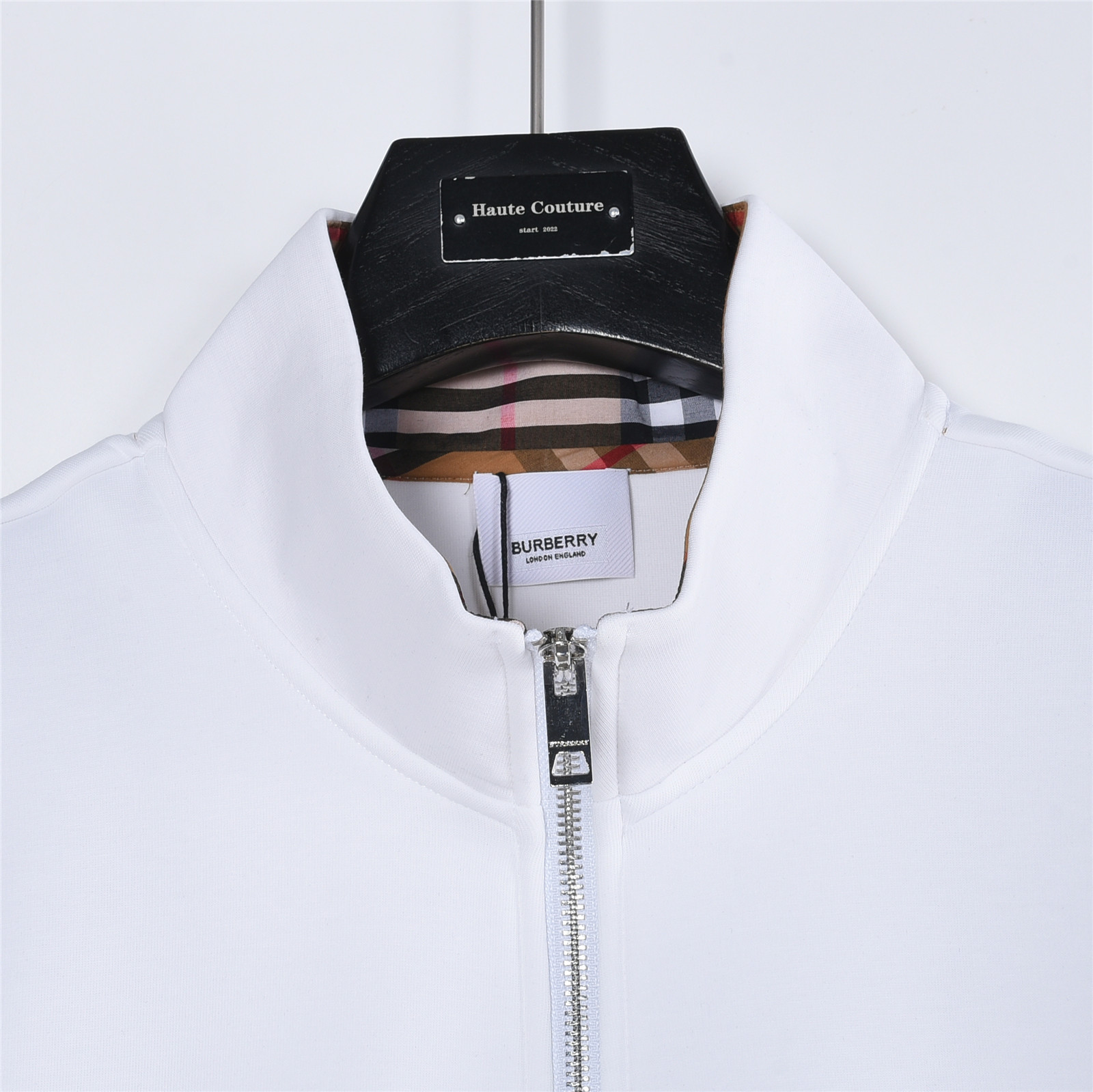 Burberry/巴宝莉 胸口刺绣战马拉链立领外套 Burberry/巴宝莉 2025秋冬最新爆款立领外套