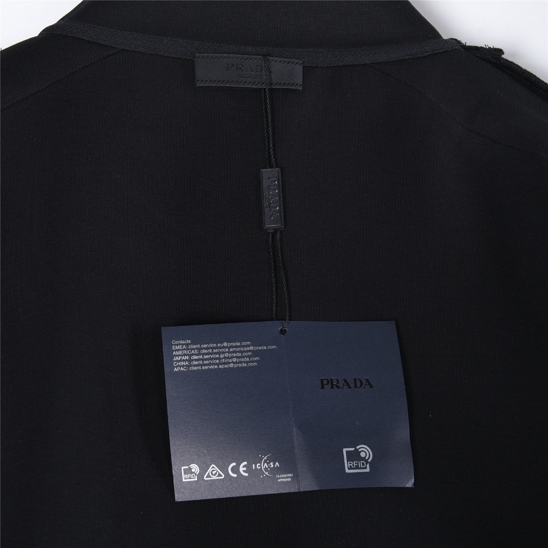 Prada/普拉达 经典红色饰条立领外套 Prada/普拉达白色 黑色