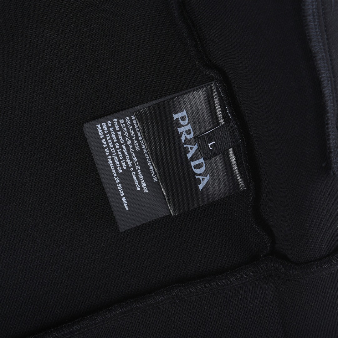 Prada/普拉达 经典红色饰条立领外套 Prada/普拉达白色 黑色