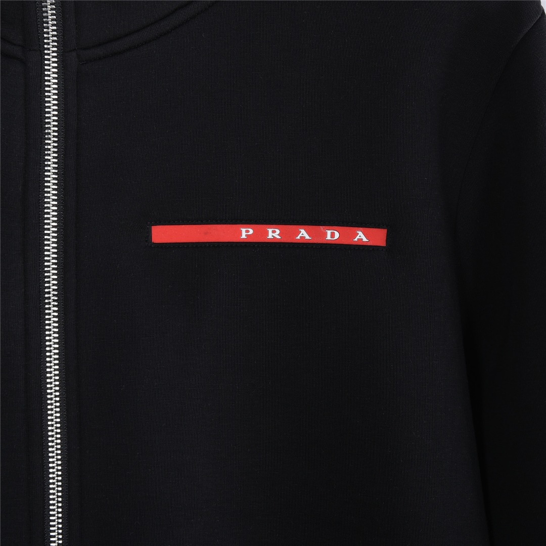 Prada/普拉达 经典红色饰条拉链连帽外套 白色 黑色