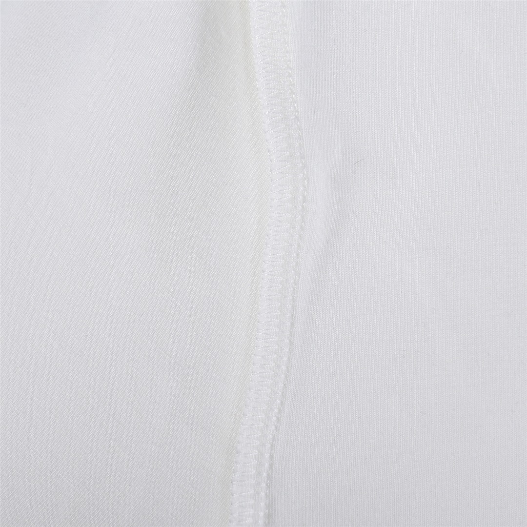 LouisVuitton/路易威登25ss植绒满印长袖 LouisVuitton/路易威登八明治空气层套头圆领长袖 打底衫黑色 白色