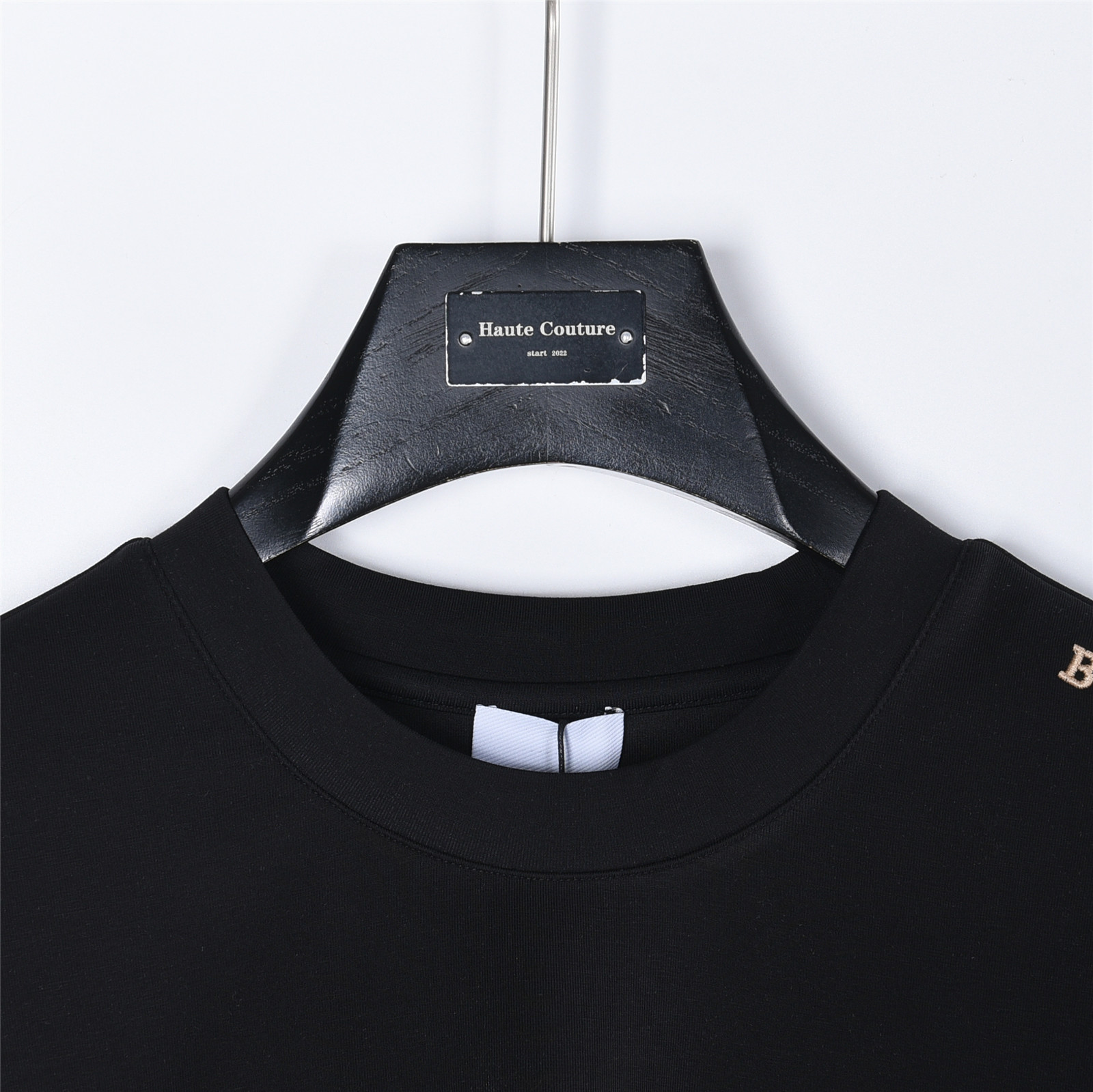 Burberry/巴宝莉25ss圆圈战马刺绣肩膀字母刺绣长袖 黑色 白色