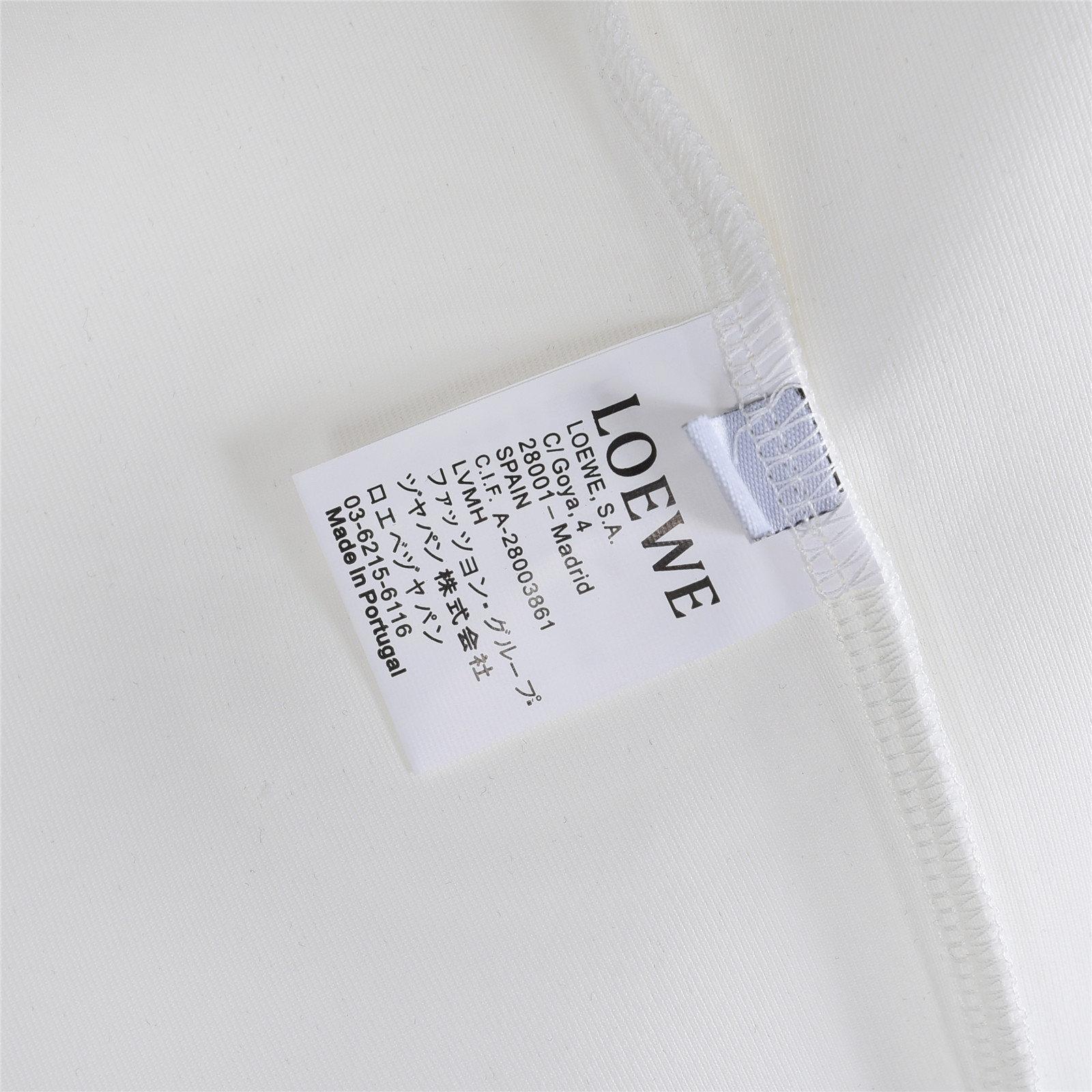 Loewe/罗意威25Ss经典刺绣logo袖子字母刺绣短袖 Loewe/罗意威2025秋冬太空棉字母刺绣logo时尚百搭打底圆领短袖衫 黑色 白色