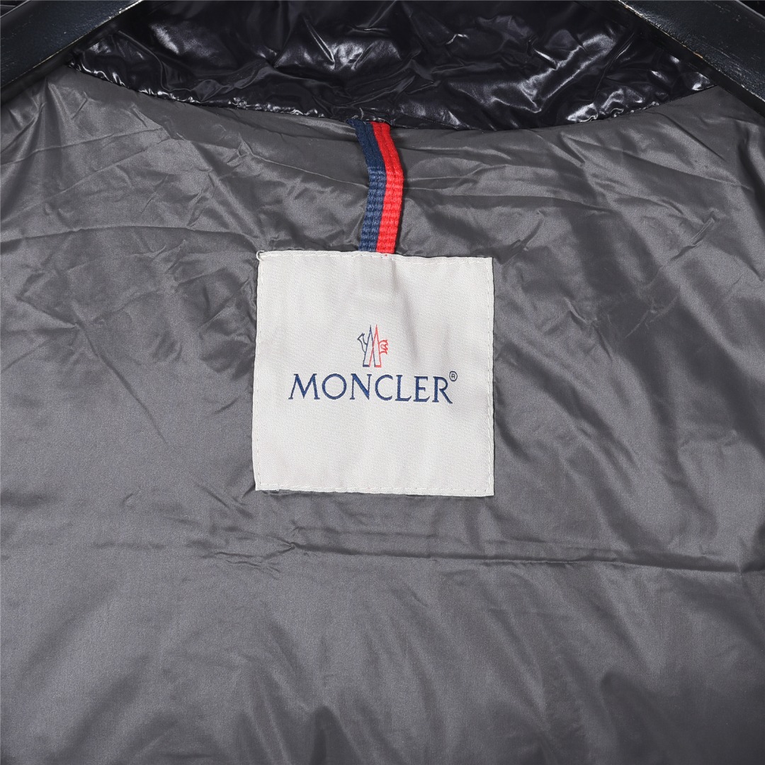 Moncler/蒙口玛雅陈奕迅同款羽绒服 连帽羽绒服 黑色