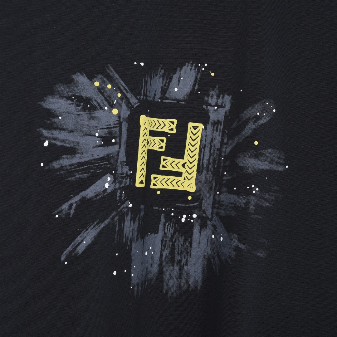 Fendi 芬迪 FF笔触涂鸦印花短袖黑+白
