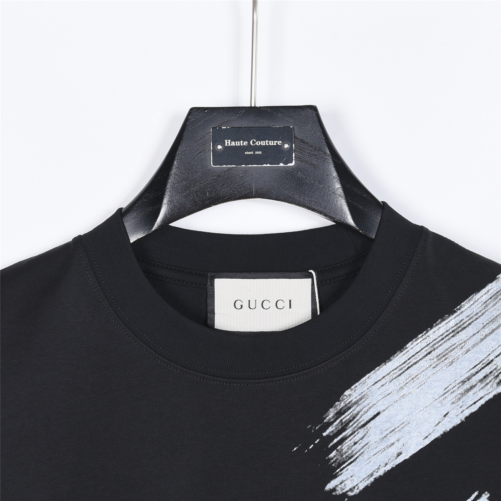 Gucci 古驰水墨刷痕涂鸦字母短袖T恤