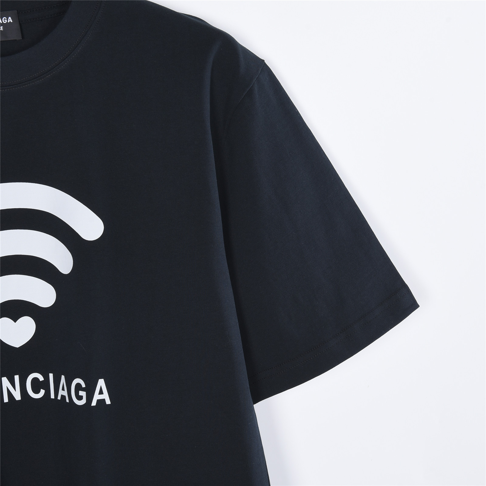 Balenciag 巴黎世家爱心WiFI信号大廓形短袖T恤-Chinese UA Cheap High Quatity Brand Clothes Bags handbags Sneakers wholesale wholesaler seller from China Factory suppliers Fashion Clothing Shoes best Quality Beautiful Price Balenciag 巴黎世家爱心WiFI信号大廓形短袖T恤