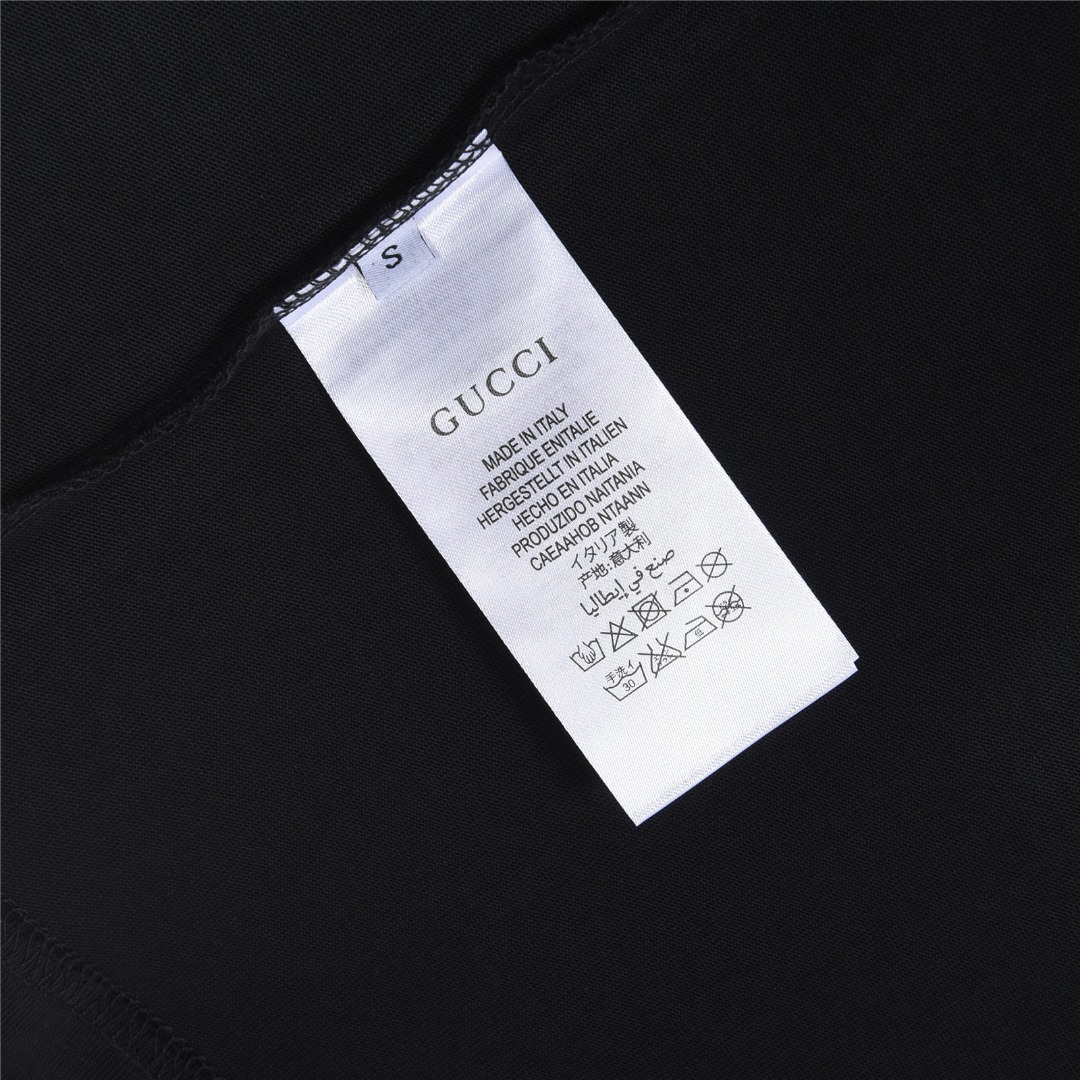 Gucci/古驰26SS霓虹字母印花短袖 黑色 白色