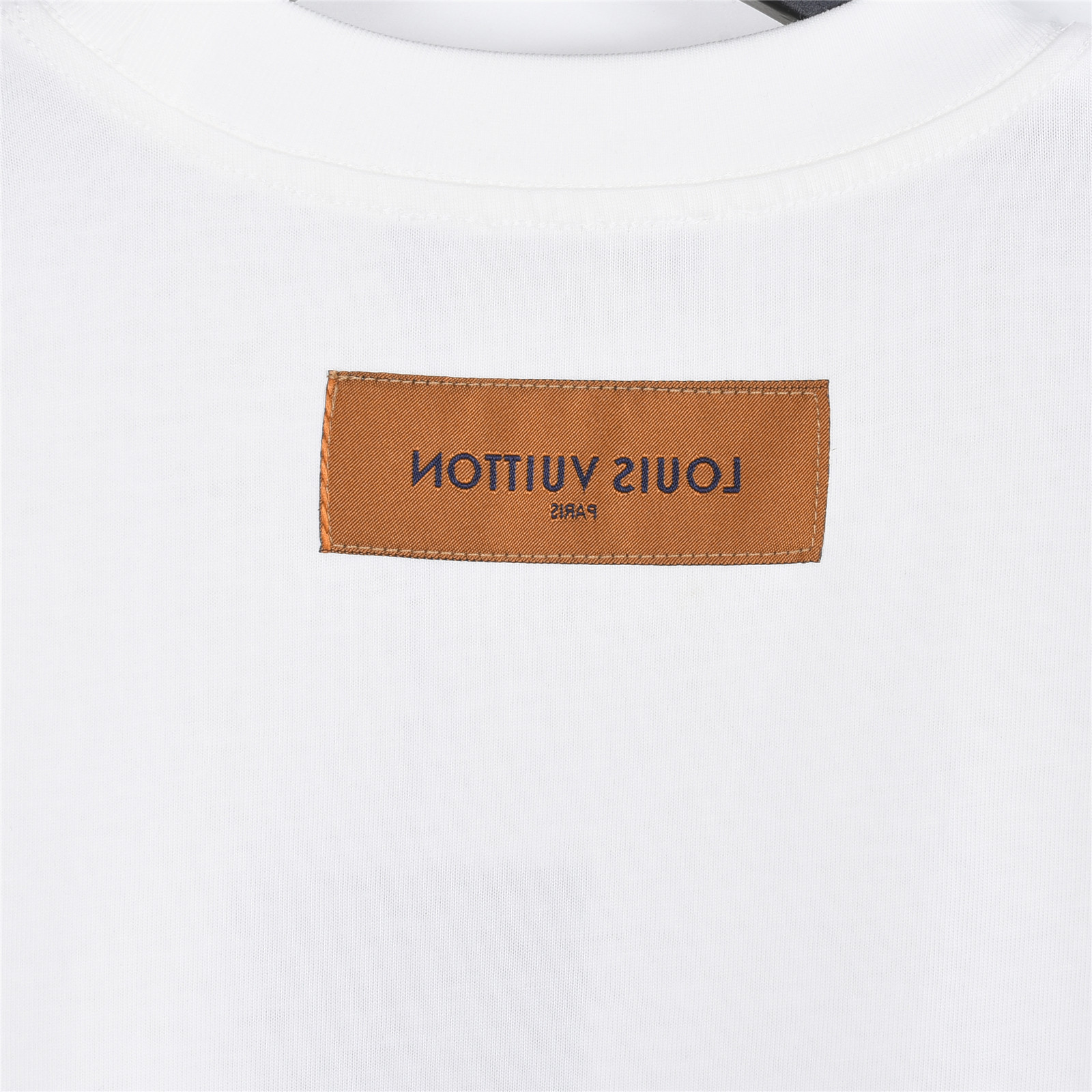 LouisVuitton/路易威登蓝调涂鸦LV印花短袖T恤 黑色 白色-Top High Quatity Cheap Sneakers Fashion Clothing Clothes Bags handbags Shoes of all Brand wholesale With The best Quality And Beautiful Price from China Factory Chinese suppliers wholesaler seller LouisVuitton/路易威登蓝调涂鸦LV印花短袖T恤 黑色 白色