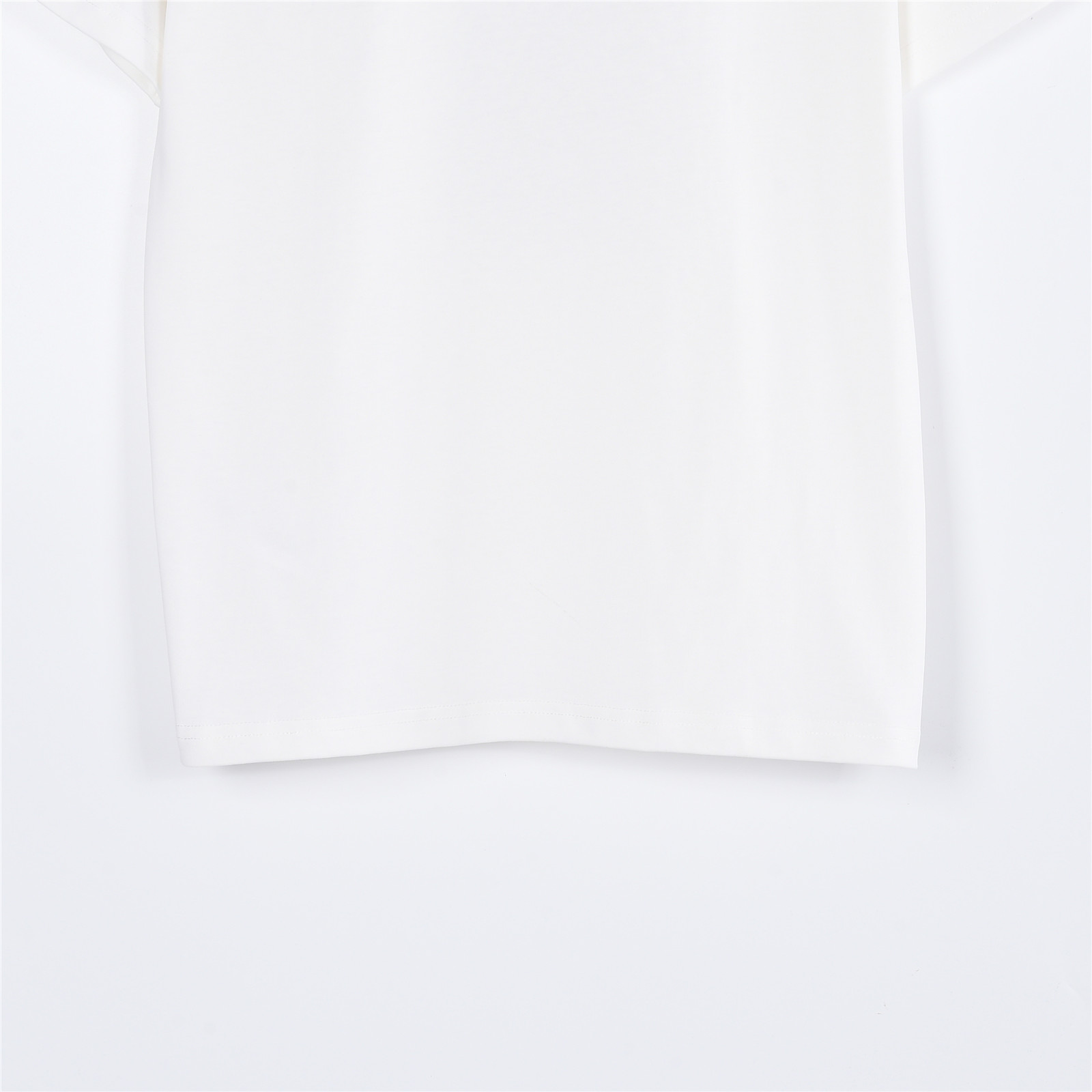 LouisVuitton/路易威登蓝调涂鸦LV印花短袖T恤 黑色 白色-Top High Quatity Cheap Sneakers Fashion Clothing Clothes Bags handbags Shoes of all Brand wholesale With The best Quality And Beautiful Price from China Factory Chinese suppliers wholesaler seller LouisVuitton/路易威登蓝调涂鸦LV印花短袖T恤 黑色 白色