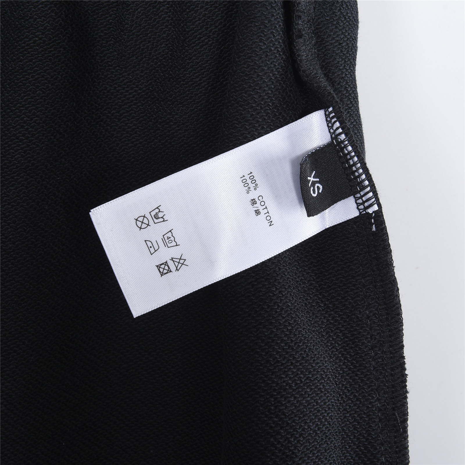 OFFWHITEOW胶带印花OFF字母短裤 黑色