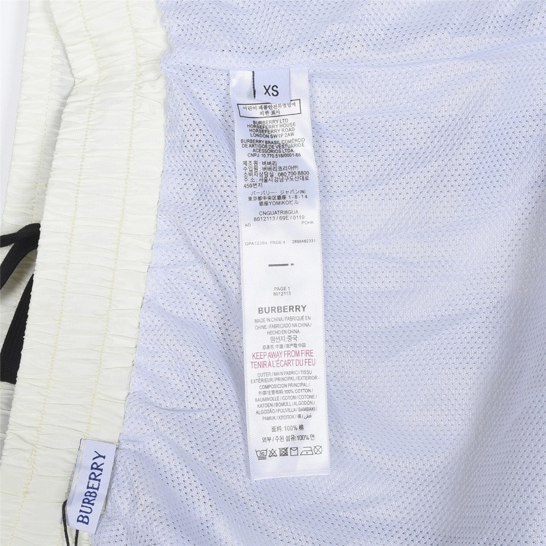 Burberry/巴宝莉格纹战马标沙滩短裤 腰际抽绳款沙滩休闲短裤白色 蓝色