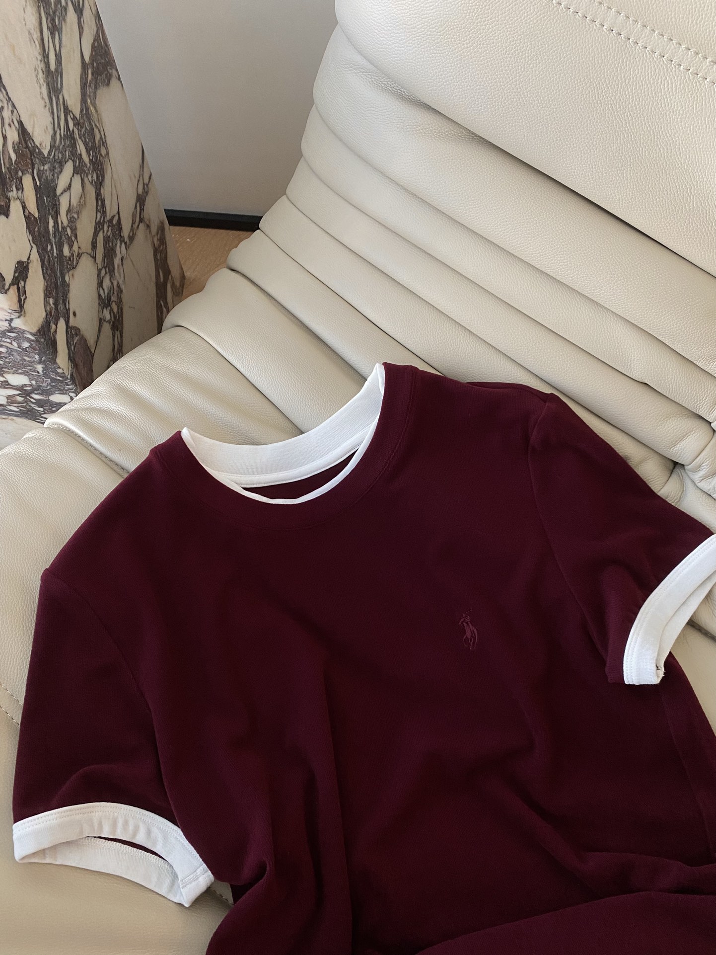Dove dovrei acquistare per ricevere Abbigliamento T-Shirt Collezione Autunno/Inverno Casual 7 i1732788434 7562 0