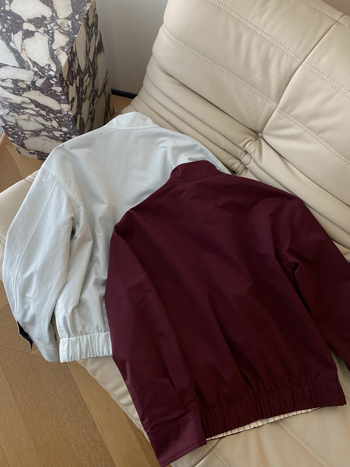 25。F秋冬 复古工装夹克外套 正面两穿 多种穿搭方式 材质非常柔软 经典配色 复古工装风 不分性别穿搭