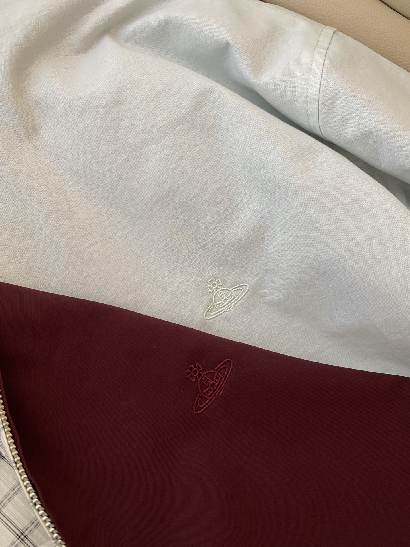 25。F秋冬 复古工装夹克外套 正面两穿 多种穿搭方式 材质非常柔软 经典配色 复古工装风 不分性别穿搭