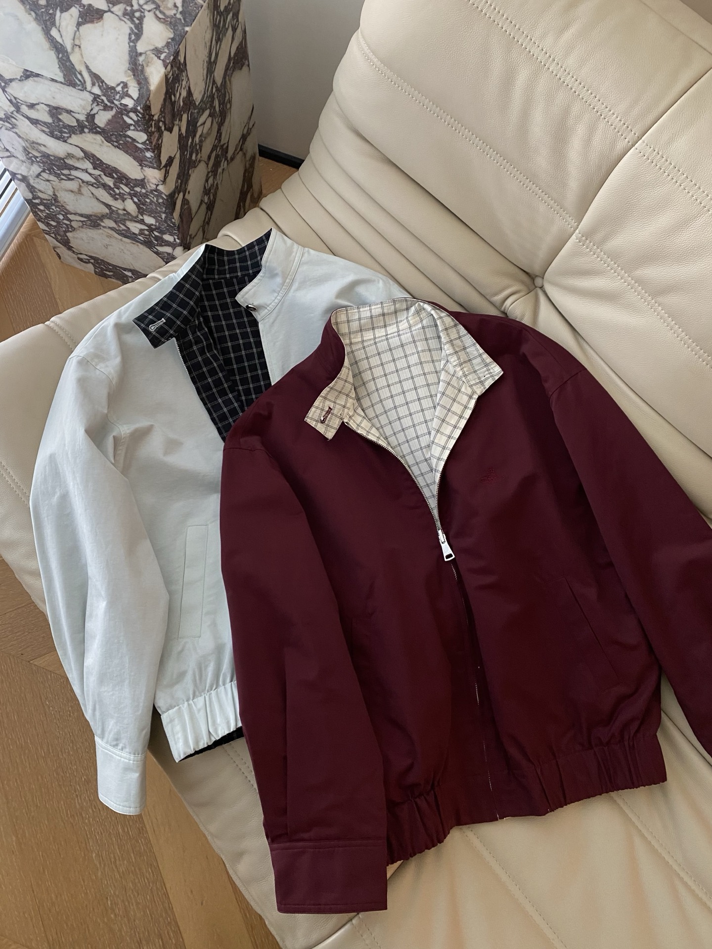 25。F秋冬 复古工装夹克外套 正面两穿 多种穿搭方式 材质非常柔软 经典配色 复古工装风 不分性别穿搭