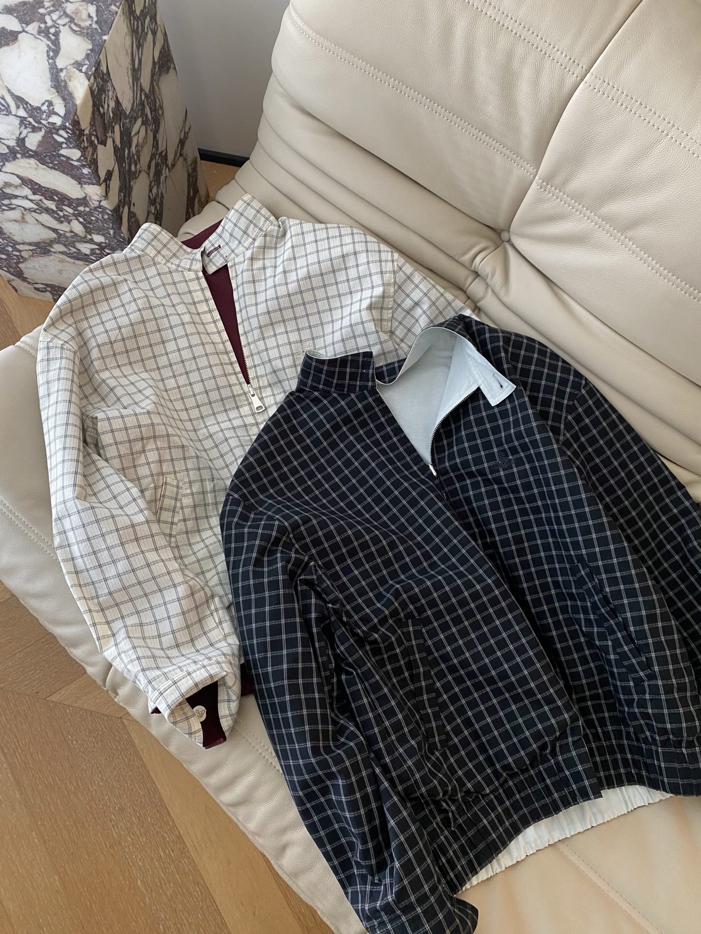 25。F秋冬 复古工装夹克外套 正面两穿 多种穿搭方式 材质非常柔软 经典配色 复古工装风 不分性别穿搭