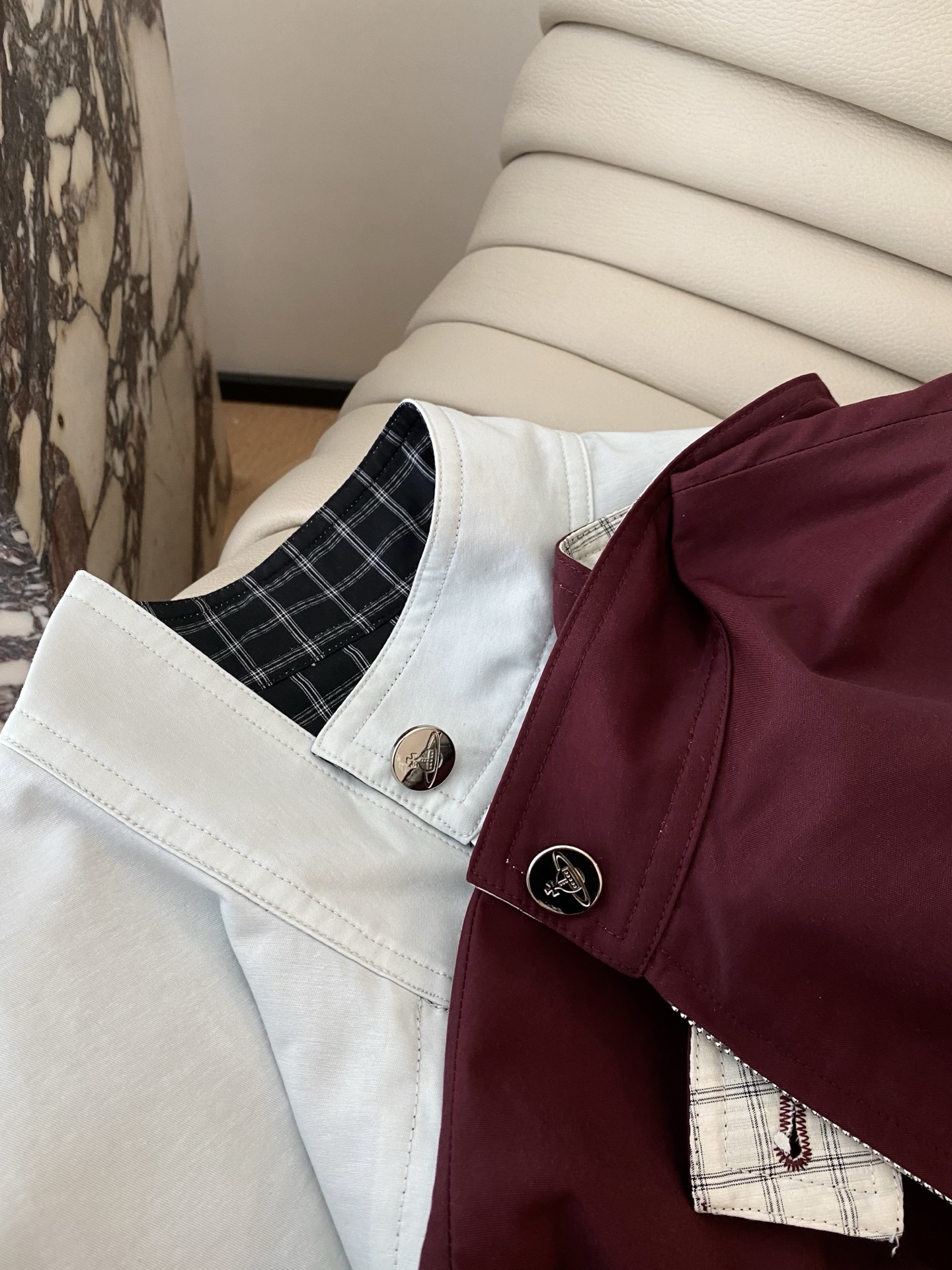 25。F秋冬 复古工装夹克外套 正面两穿 多种穿搭方式 材质非常柔软 经典配色 复古工装风 不分性别穿搭