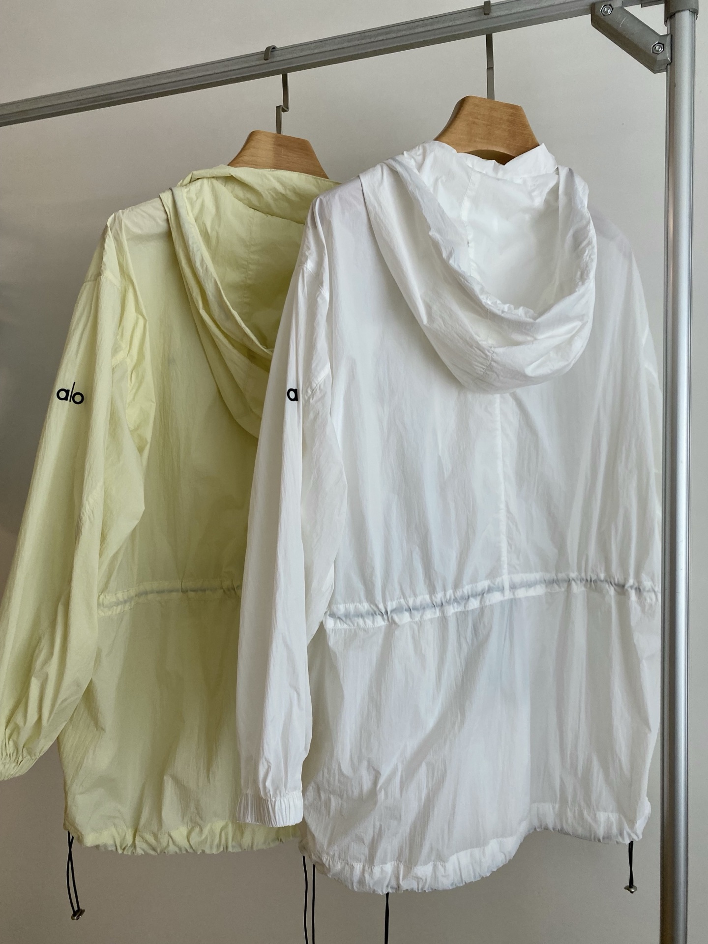 Original Scavenging Dress: Lightweight, Form-fitting, Waist Ropes, Vibrant Colors, Functional Pockets - 图片 7