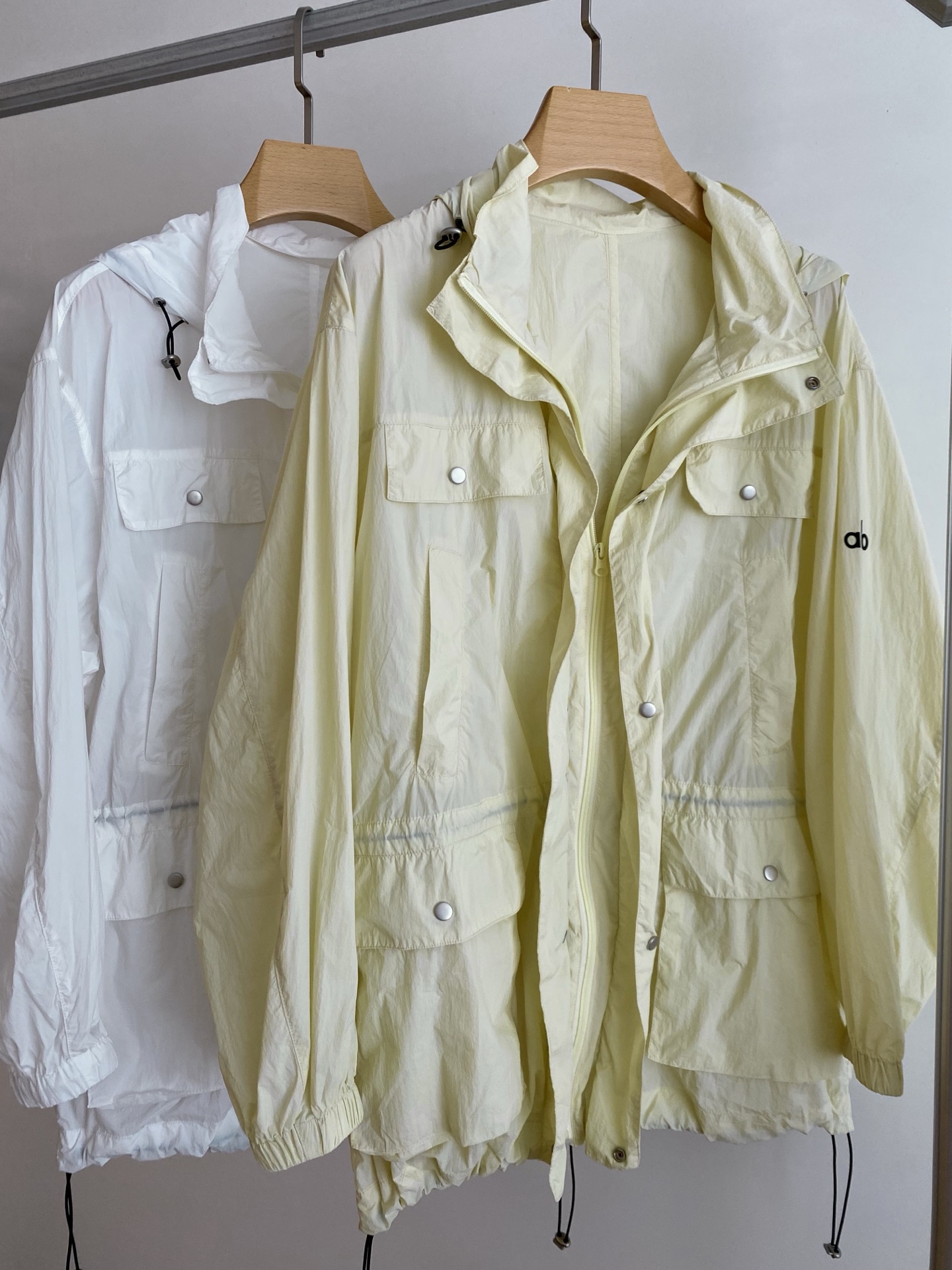 Original Scavenging Dress: Lightweight, Form-fitting, Waist Ropes, Vibrant Colors, Functional Pockets