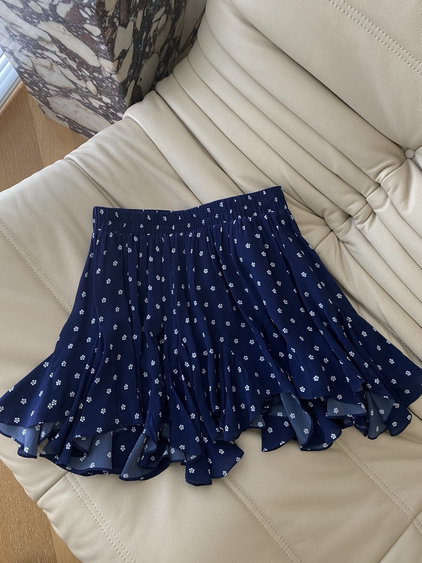 Elegant Pleated Skirt with Elastic Waistband - Flowy & Comfortable 2 i1745919710152 8702 0 0
