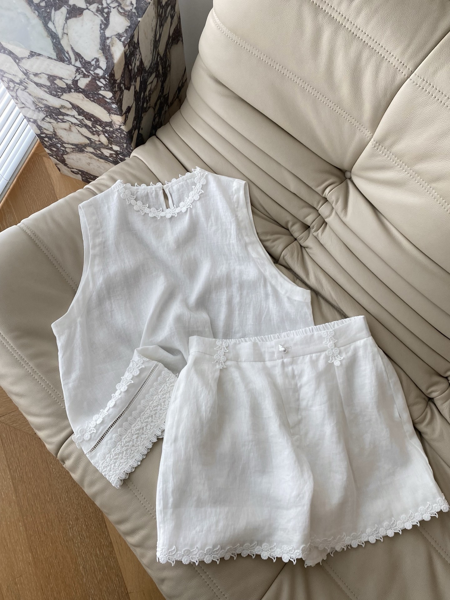 Linen Blend Floral Vest & Shorts Set - Lightweight, Soft, and Stylish 2 i1746525730155 3804 0 0