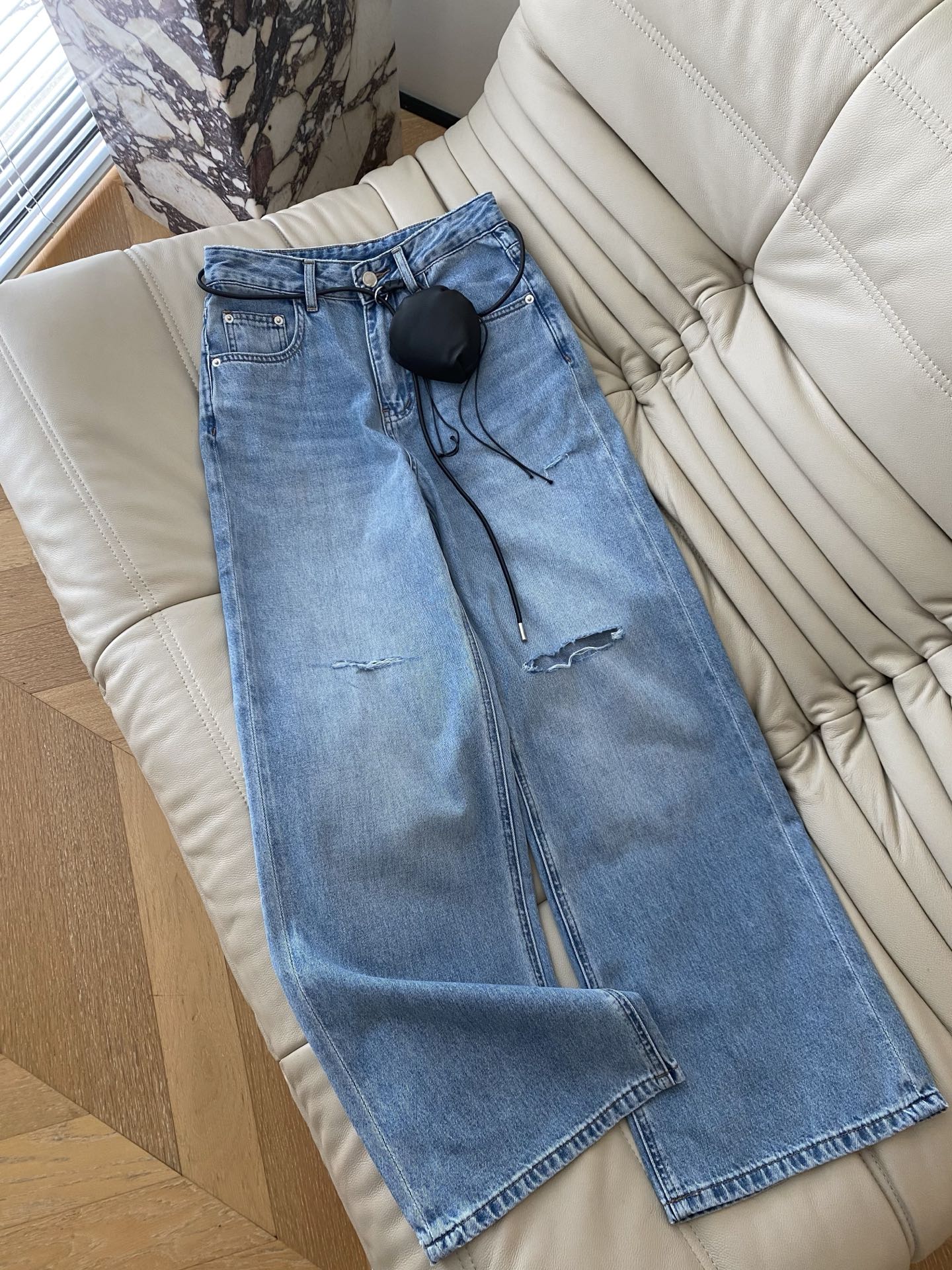 Blue Distressed Denim Jeans - Relaxed Fit, Stylish Ripped Knees, Casual Wear 2 i1747384676353 539 0 0