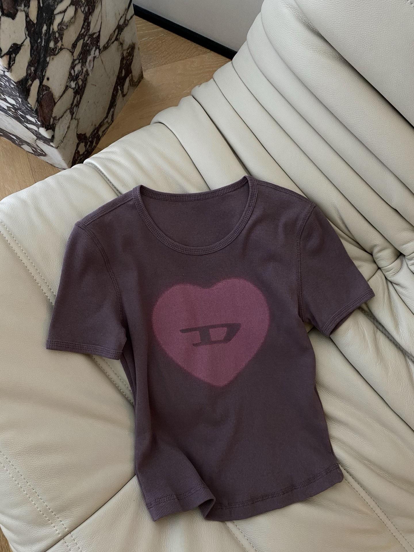 DIESEL Heart Logo Cropped T-Shirt - Y2K Style Slim Fit Tee 2 i1753523283440 7289 0 0