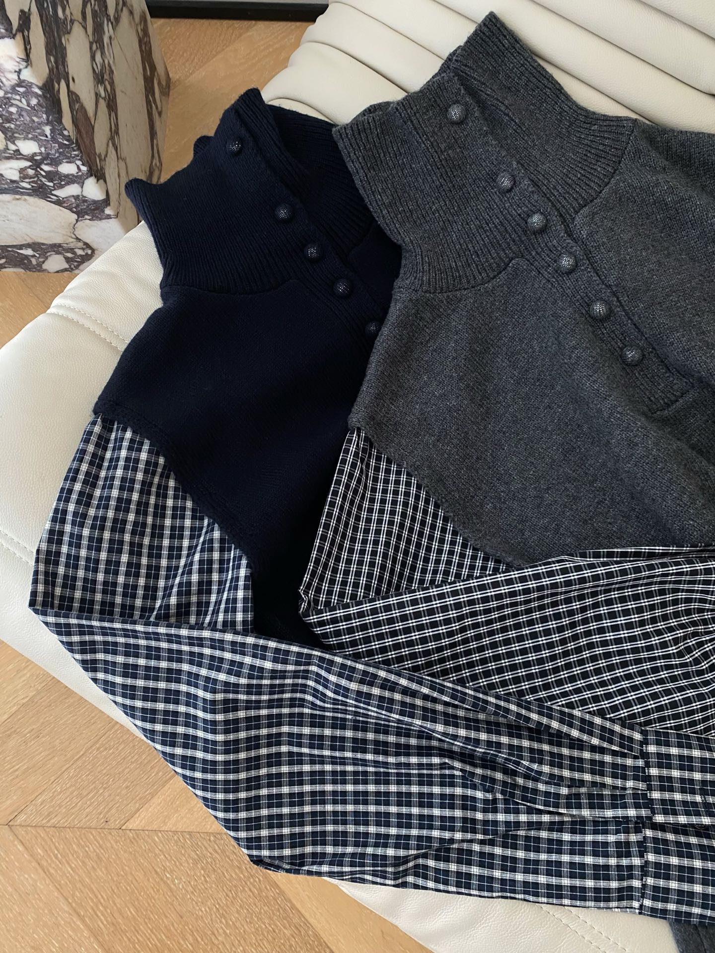 25。F秋冬 个性格子长袖拼接针织假两件高领毛衣 百搭气质的设计感撞色叠穿高级感满满 可搭配本期腰包中裤