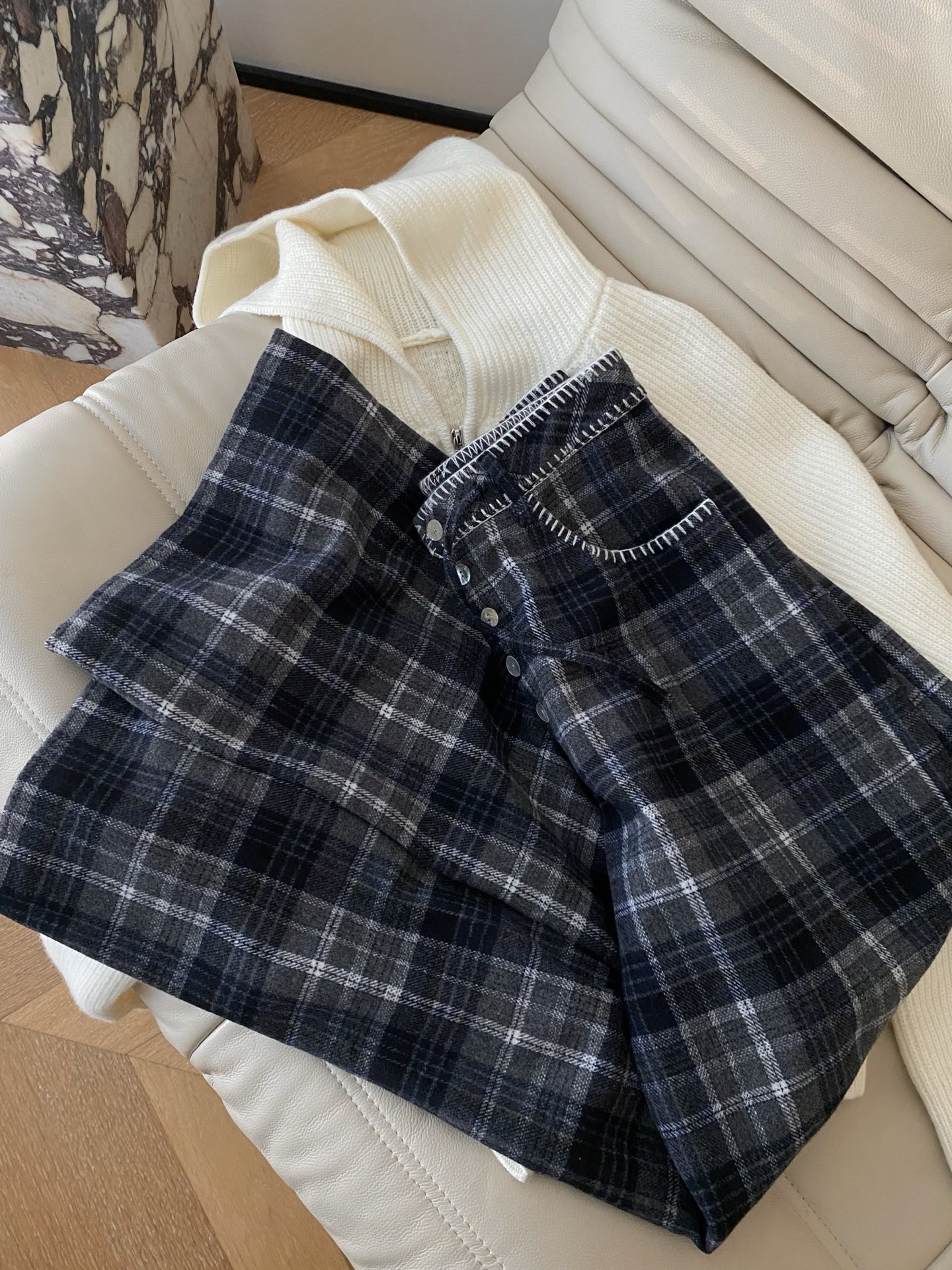 Vintage Plaid Wide Leg Pants - High-Waisted, Loose Fit, Black and Grey 5 i1760433535839 6827 0 3