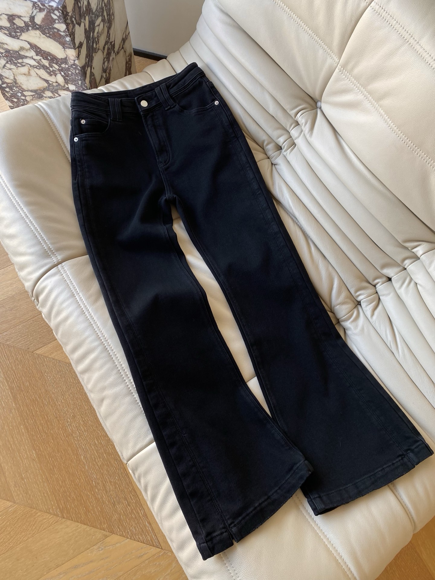 High-Waisted Flare Jeans – Organic Cotton Denim for Women – Flattering Fit