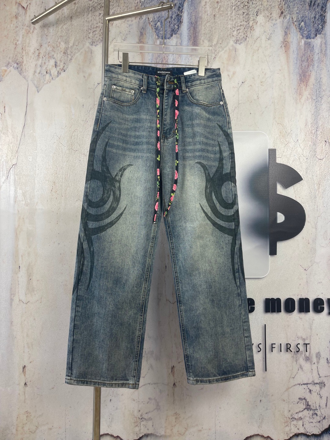 P130 🔘 Balenciaga BALENCIAGA 25SS Balenciaga Millennium Totem Dragon Hand-painted Graffiti Straight-leg Wide-leg Jeans…