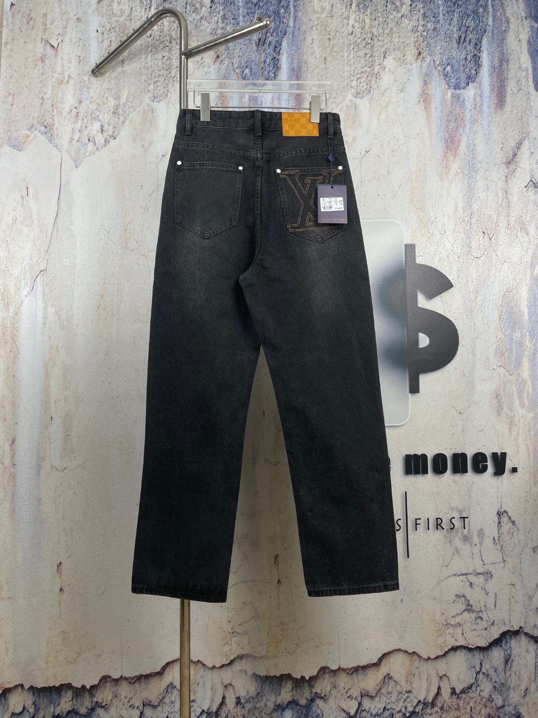 P130 🔘Louis Vuitton𝐋𝐨𝐮𝐢𝐬 𝐕𝐮𝐢𝐭𝐭𝐨𝐧 Vaqueros rectos con bolsillo clásico bordado 25SS* Desarrollo original 1:…