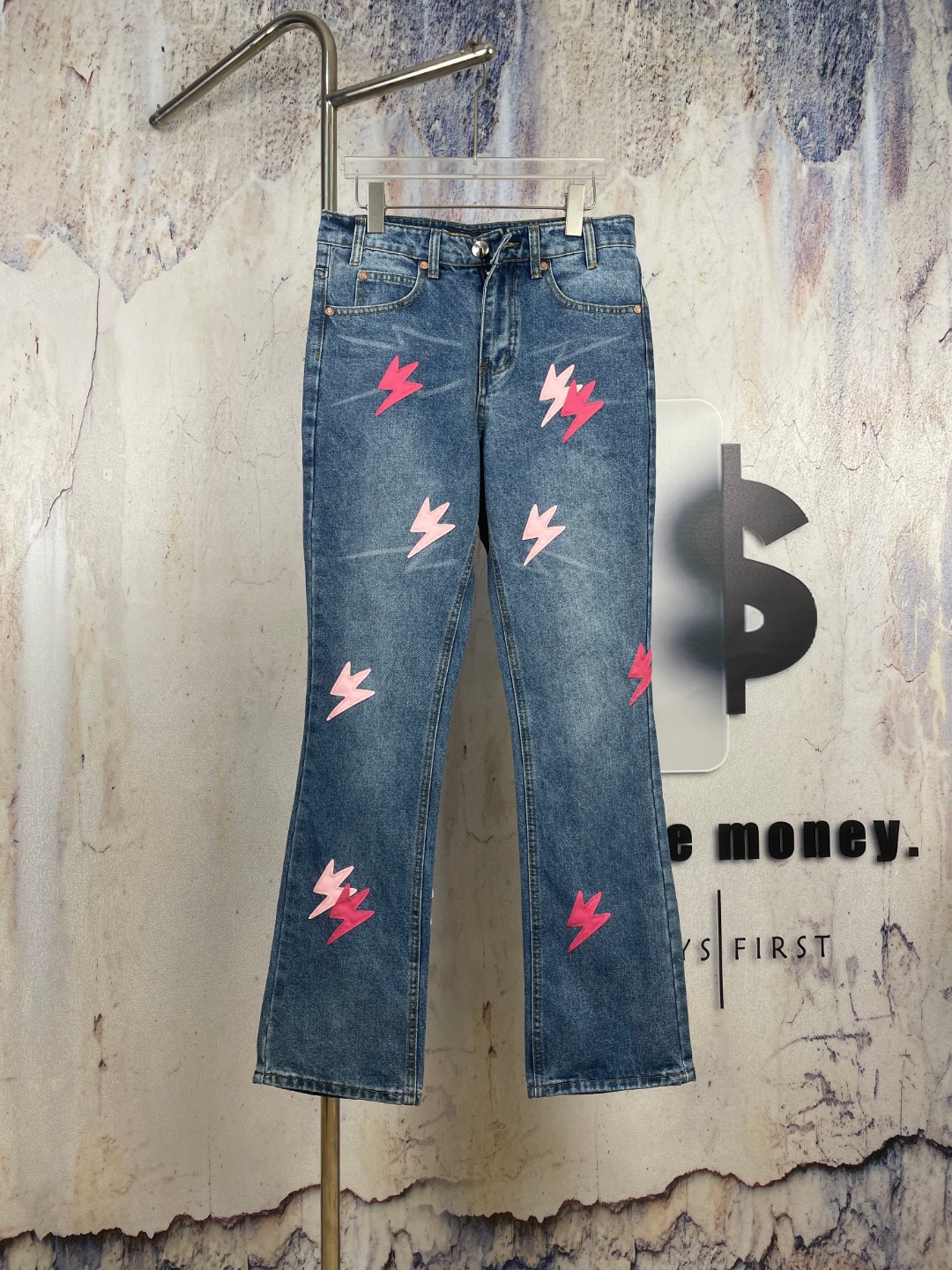 _dq39sYFm22mjeUWJx5EXJ7fFpePD85uFDf8ejSA