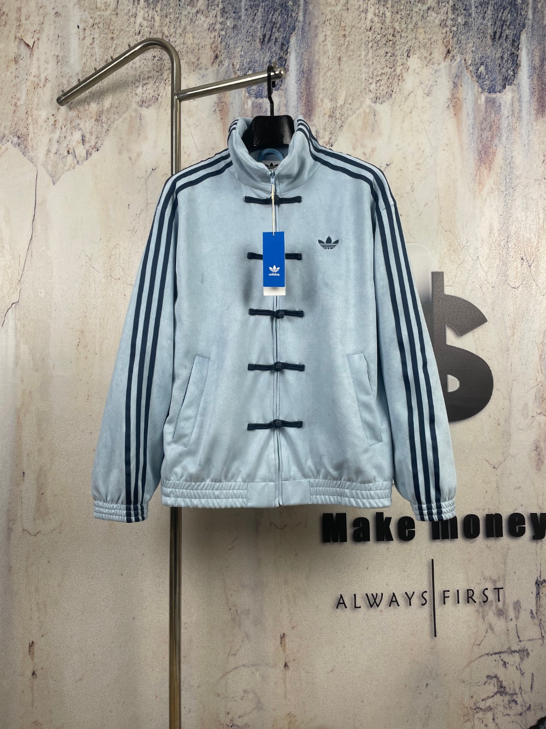 P200 N.º de modelo-AD966 [99% de fidelidad] 🔘adidas 𝐚𝐝𝐢𝐝𝐚𝐬 Nueva chaqueta estilo Tang de gamuza con estilo chino…