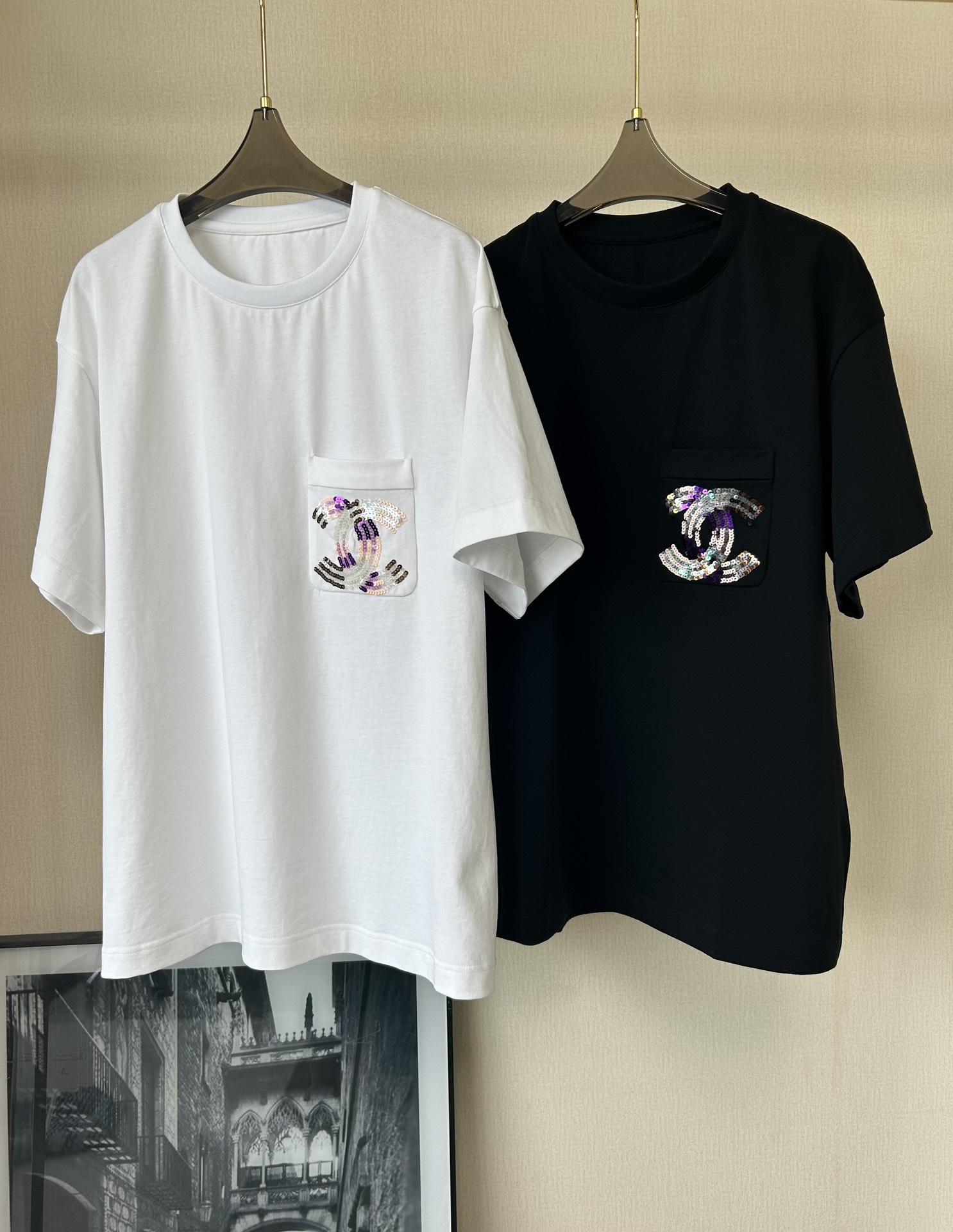 CH 24夏季新款口袋彩色亮片短袖T恤 码数：SML