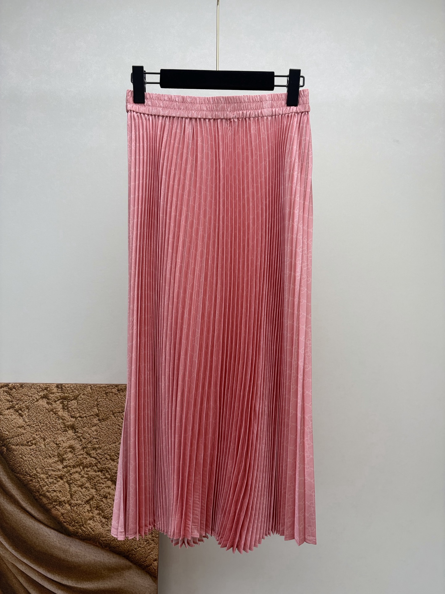 NO:861361,GG 26 summer pink presbyopic pleated skirt, size 36-42, Gucci-clothing, gucci, skirts,19860909GG 26夏款粉色老花百褶半裙 码数36-42,古驰-服装,gucci,skirts,,Women's clothing