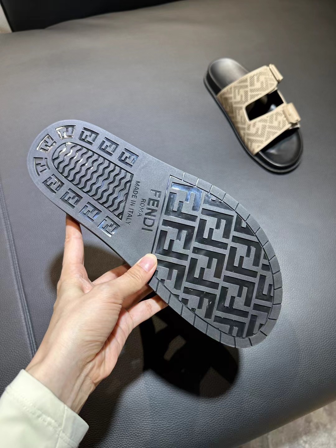Fendi Style Brown Leather Men's Shoes Men's Shoes Men's Shoes detail image 6 from source 781851