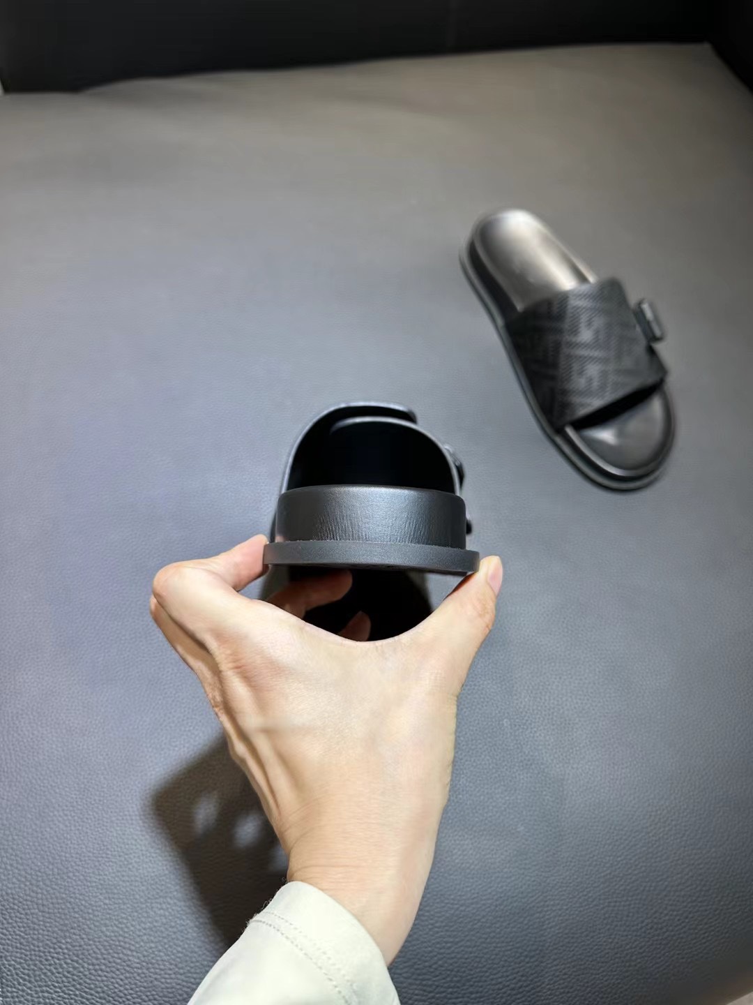 Fendi Style Brown Leather Men's Shoes Men's Shoes Men's Shoes detail image 5 from source 781852