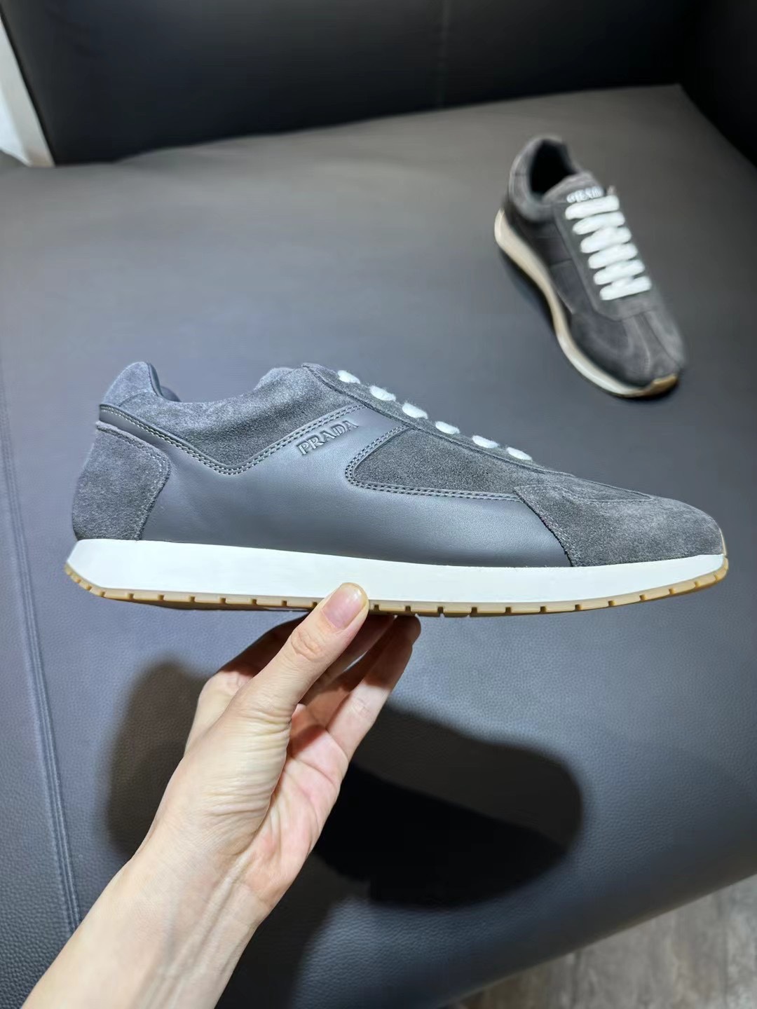 NO:277564,39-44 (38 45 can be customized) 7F194008001600 Counter model Prada,,,prada1986090939-44(38 45可订做) 7F194008001600 专柜款普拉达,,,prada,Men's shoes