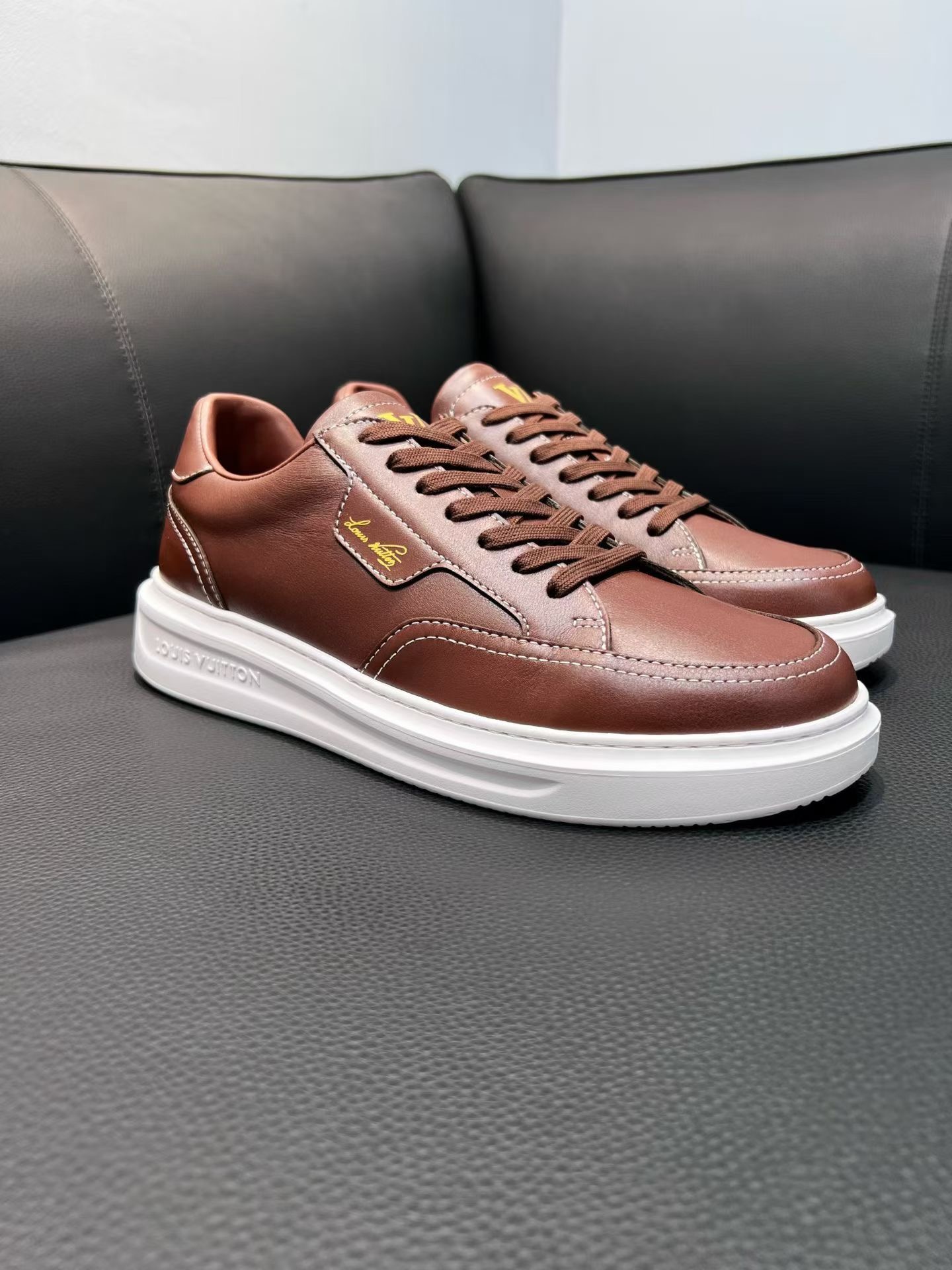 루이비통 신발 129491 Louis Vuitton Shoes 썸네일 이미지